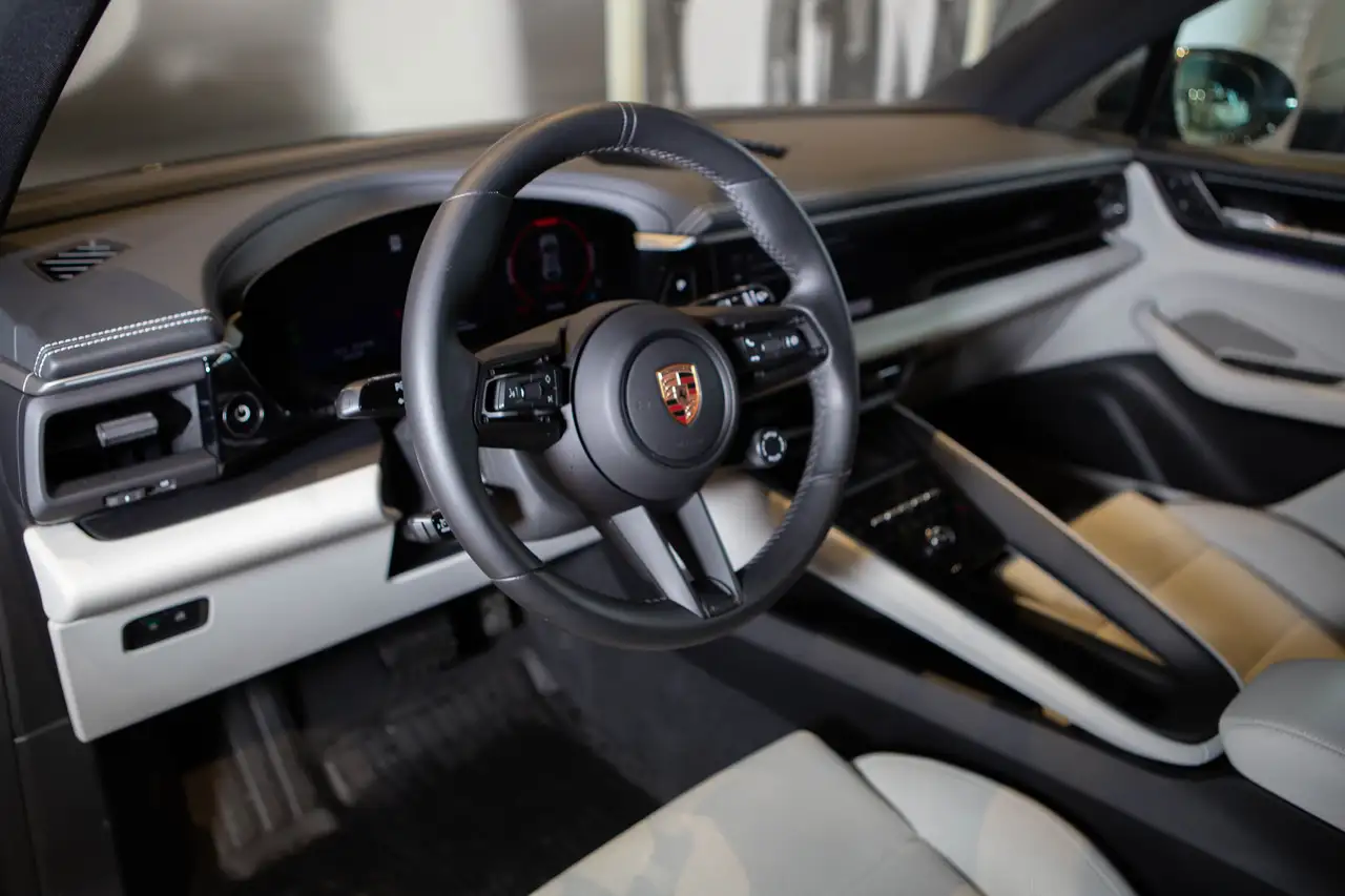 Porsche Macan снимка Porsche Macan