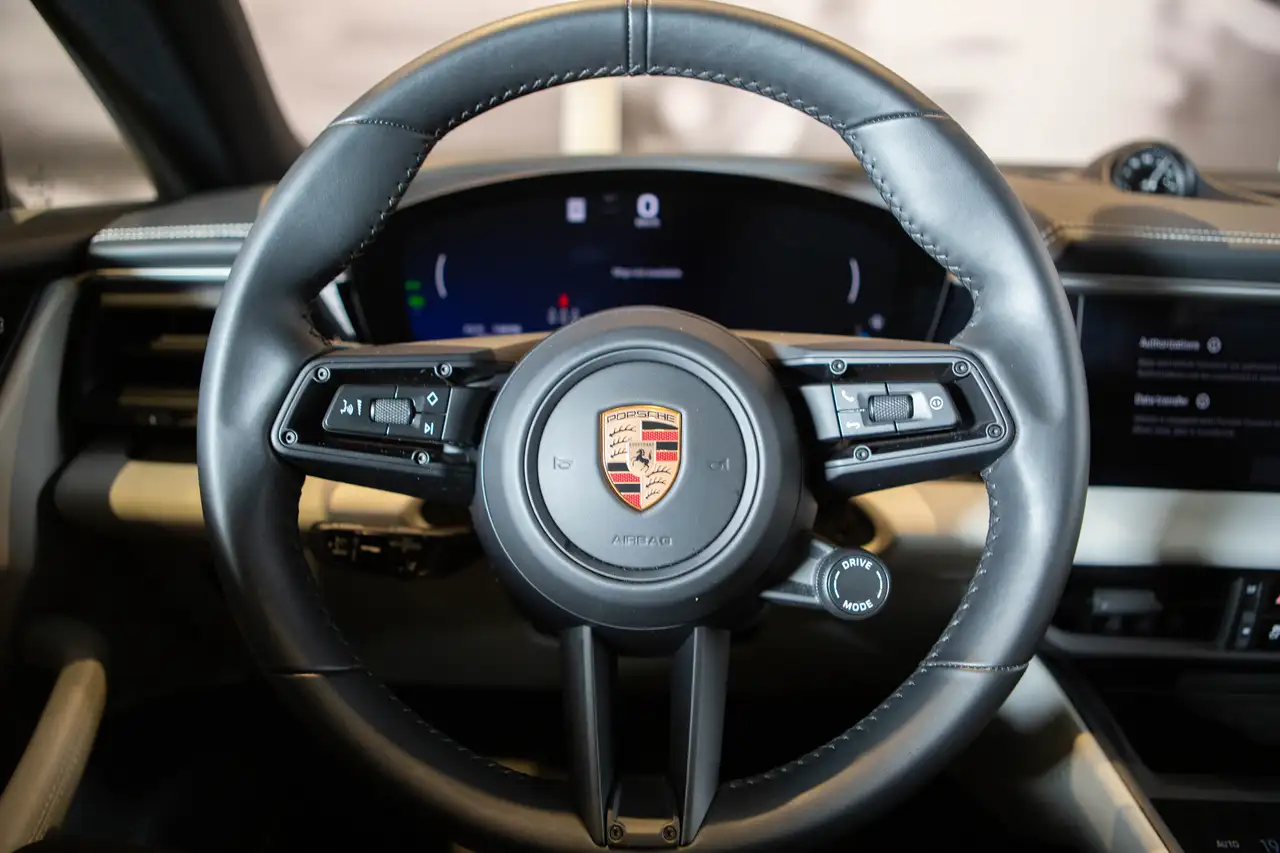 Porsche Macan снимка Porsche Macan