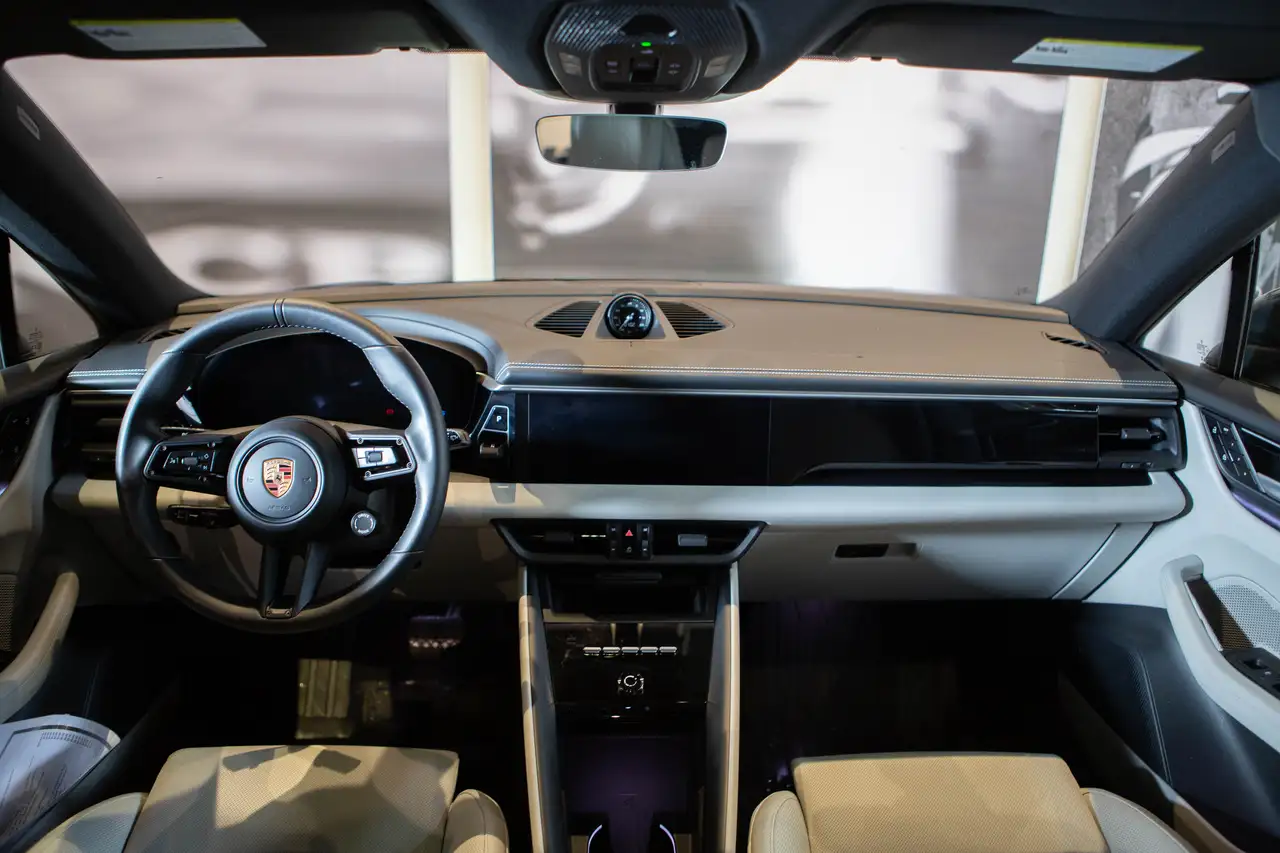 Porsche Macan снимка Porsche Macan