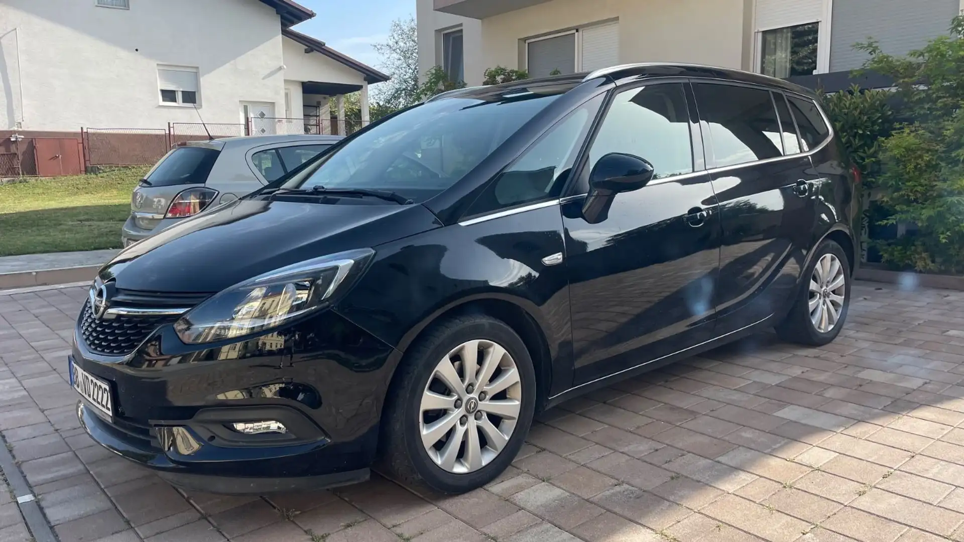 Opel Zafira Tourer Zafira -AUT-Navi-Camera-7 Sitzer-TÜV-Garantie Noir - 1