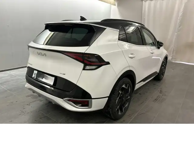 Kia Sportage view 3