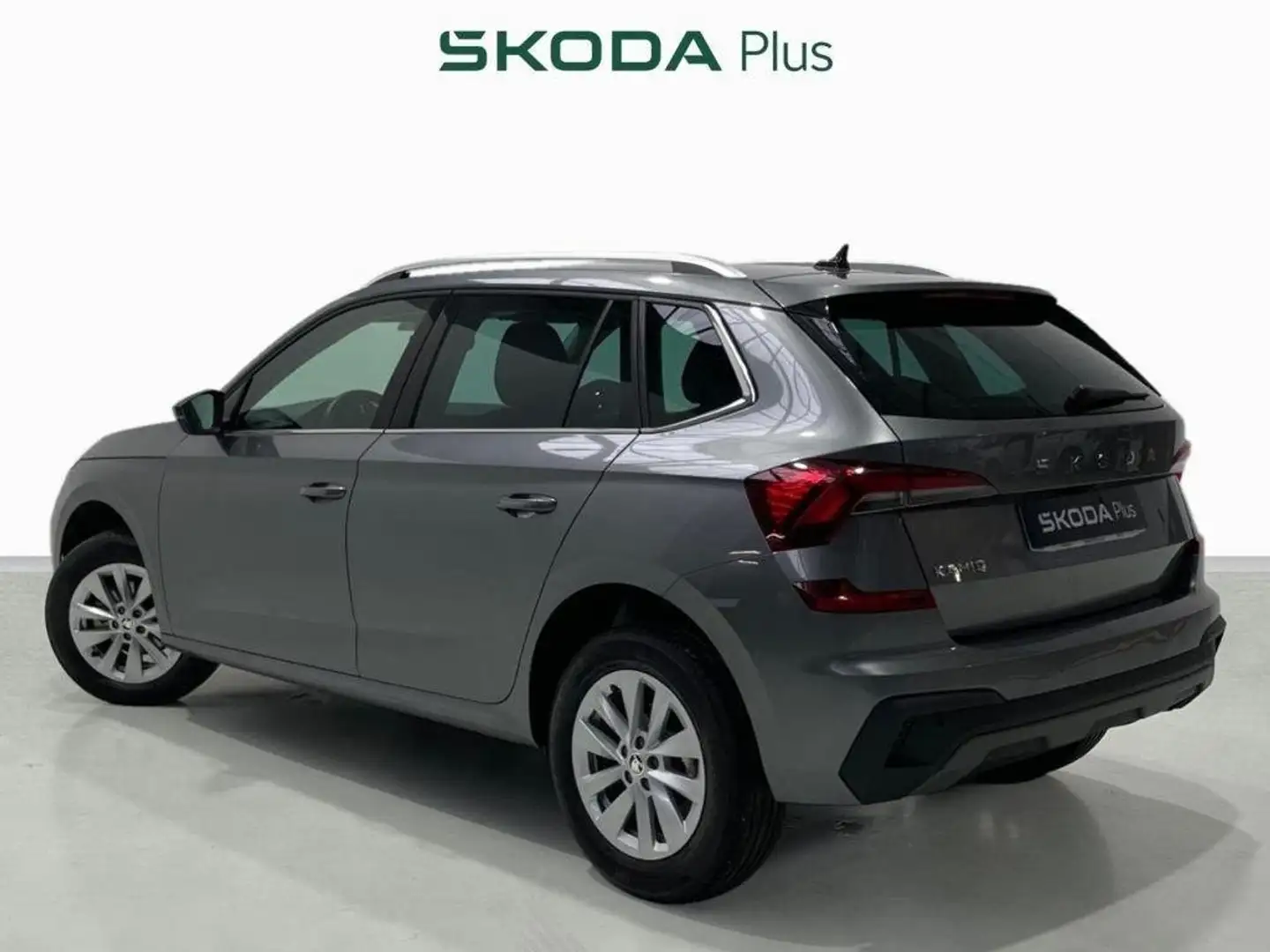 Skoda Kamiq 1.0 TSI Selection DSG7 85kW Gris - 2