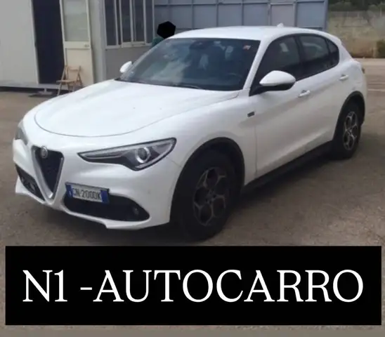 Alfa Romeo Stelvio 2.2 t SUPER Business rwd 160cv auto*N1*AUTOCARRO 5 POSTI*NAVIGATORE*APPLE CAR*TAGLIANDO PRE CONSEGNA*RETROCAMERA