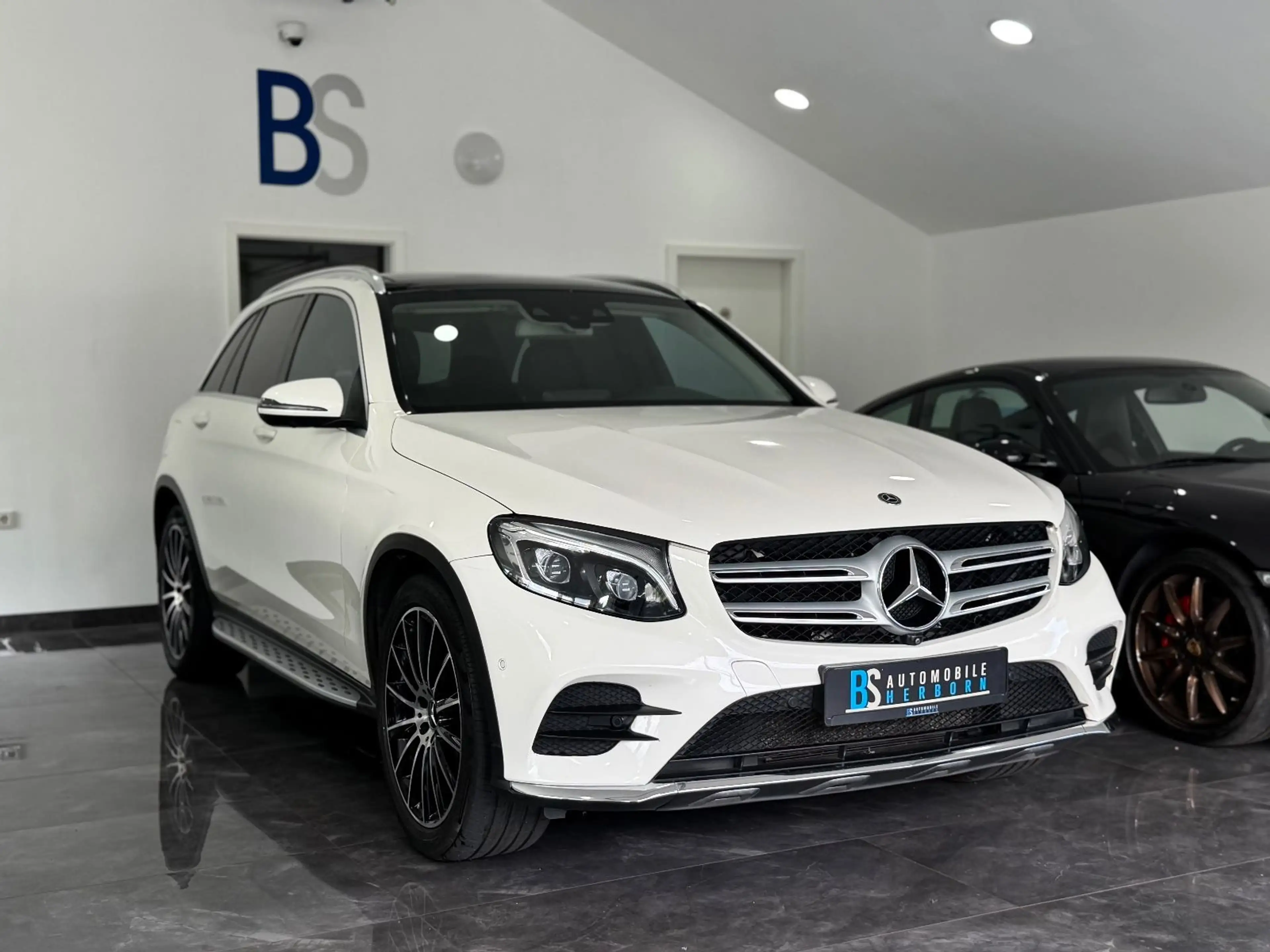Mercedes-Benz GLC 350 d 4Matic/AMG-Line/360°/Pano/AHK/Ambiente — photo 4