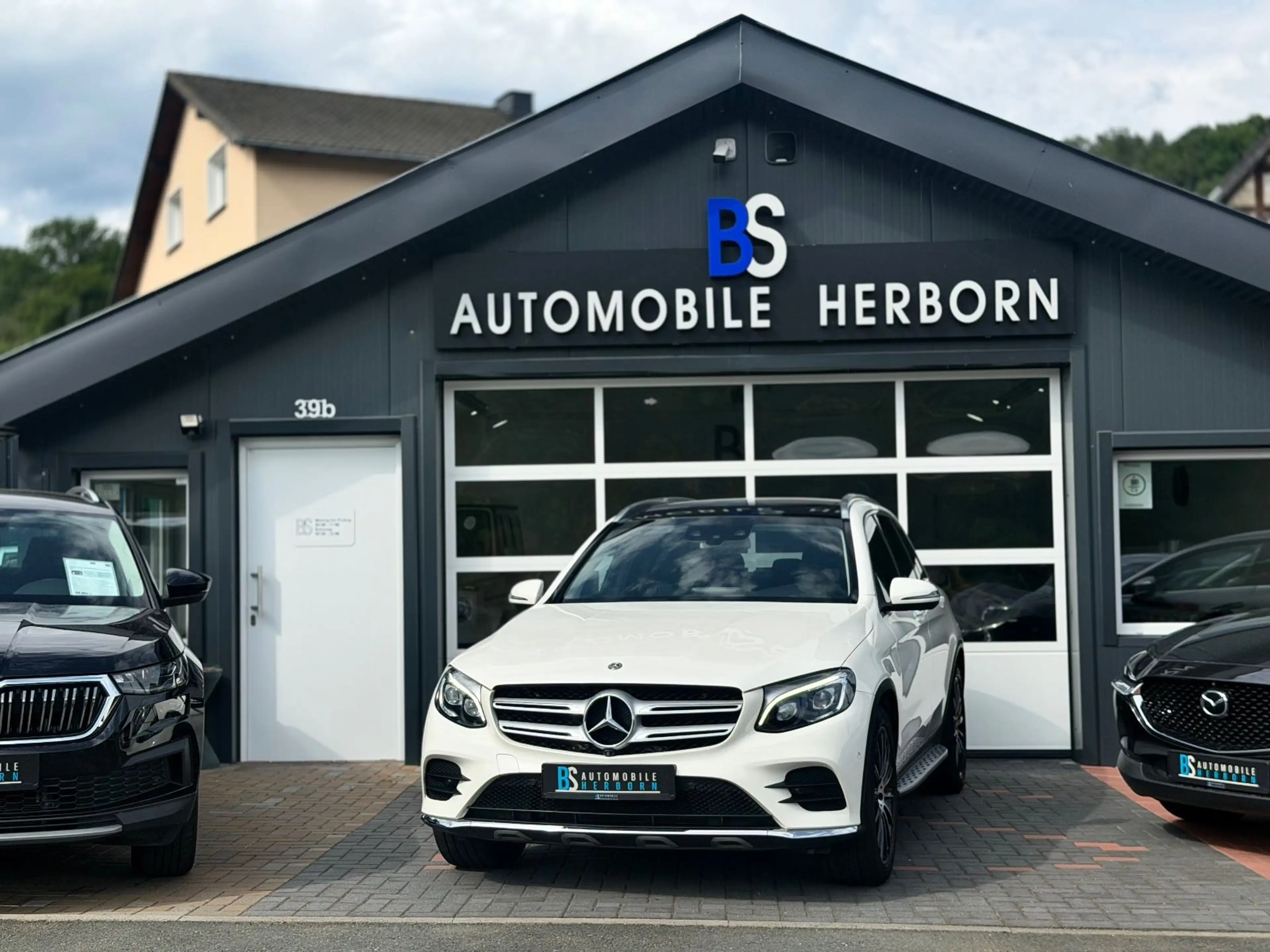 Mercedes-Benz GLC 350 d 4Matic/AMG-Line/360°/Pano/AHK/Ambiente