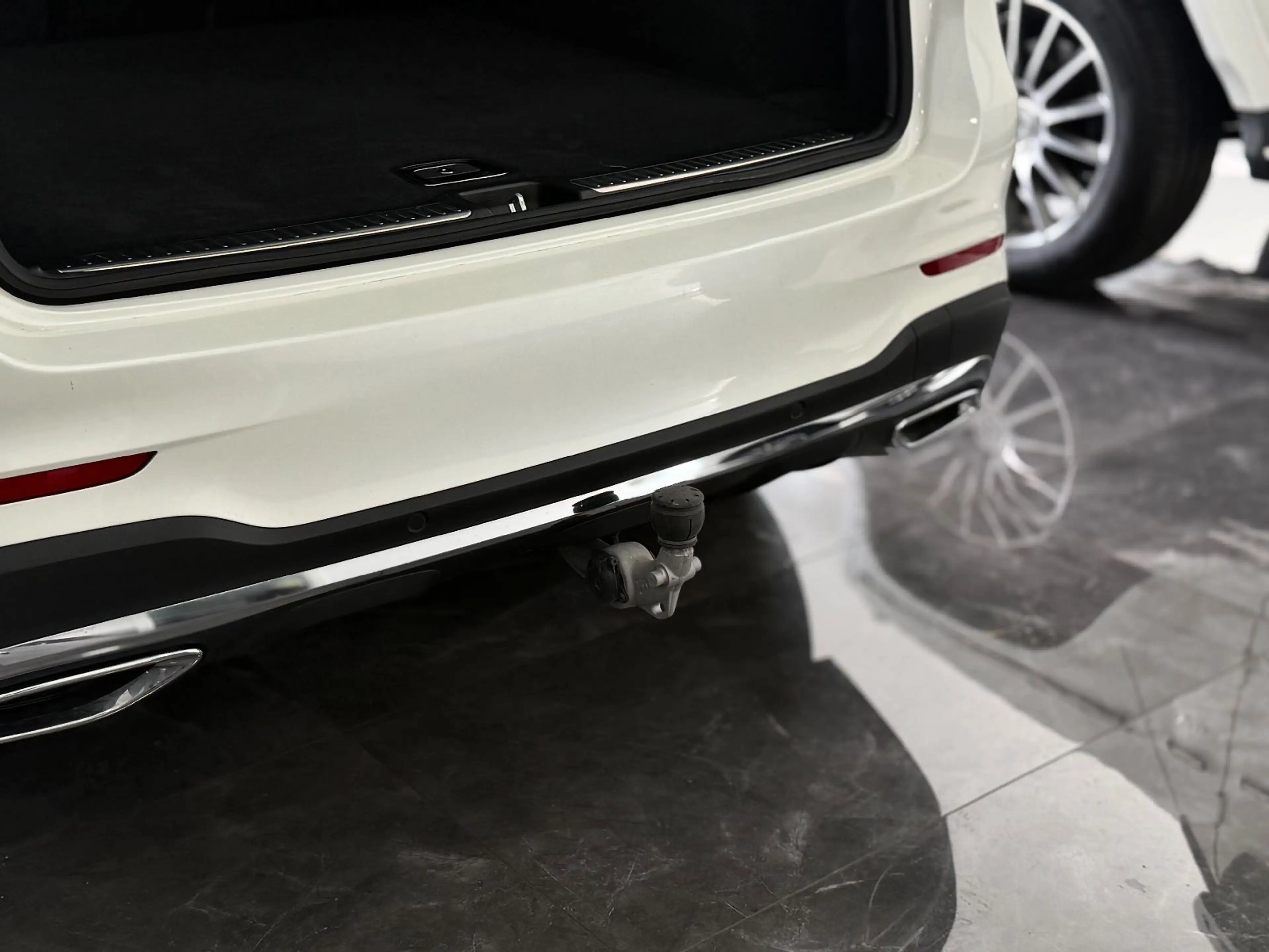 Mercedes-Benz GLC 350 d 4Matic/AMG-Line/360°/Pano/AHK/Ambiente — photo 10