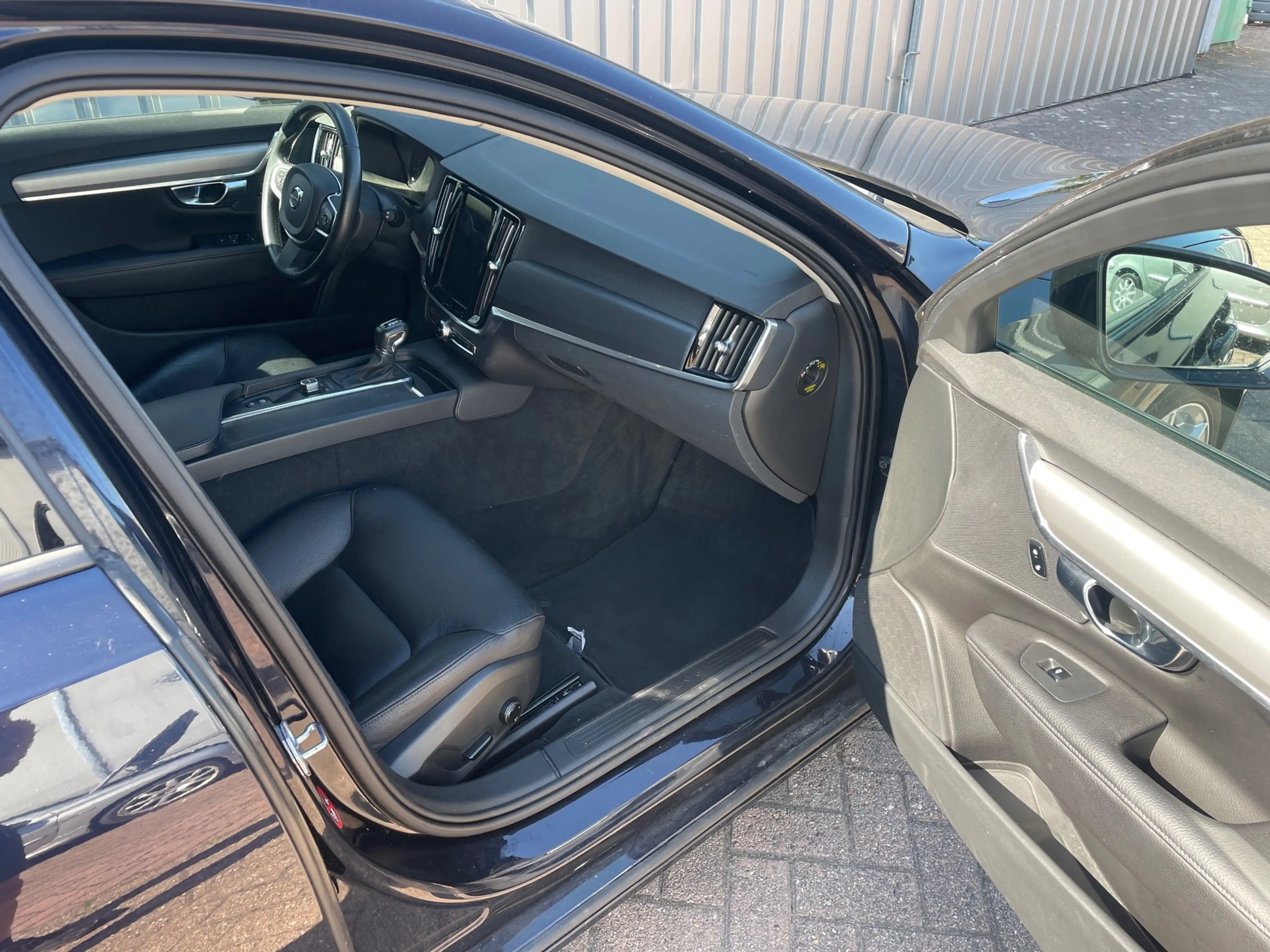 Volvo V90 2.0 D4 Kinetic — photo 5