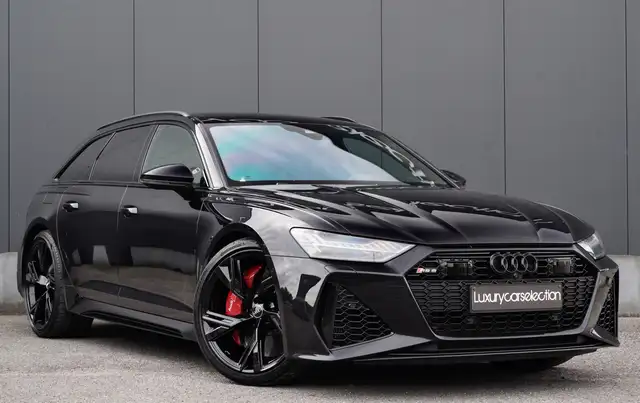 Audi RS6 view 3