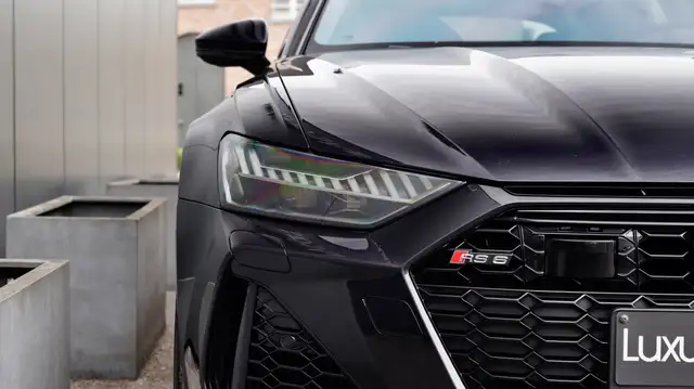 Audi RS6 view 9