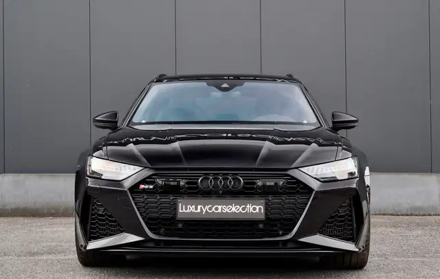 Audi RS6 view 6