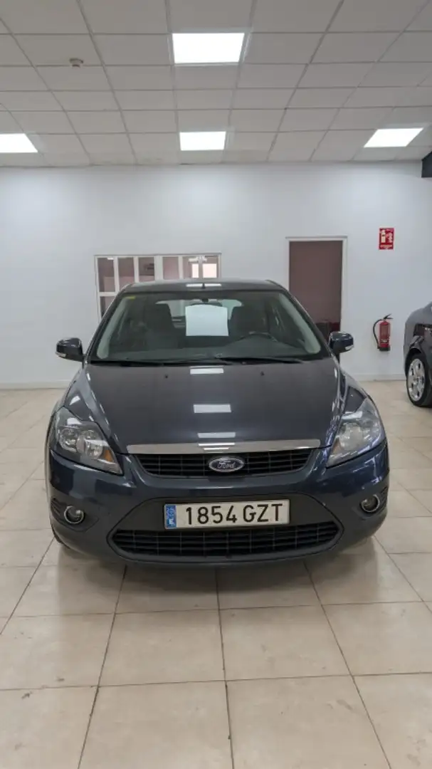 Ford Focus 1.6TDCi Trend 109 Gris - 2