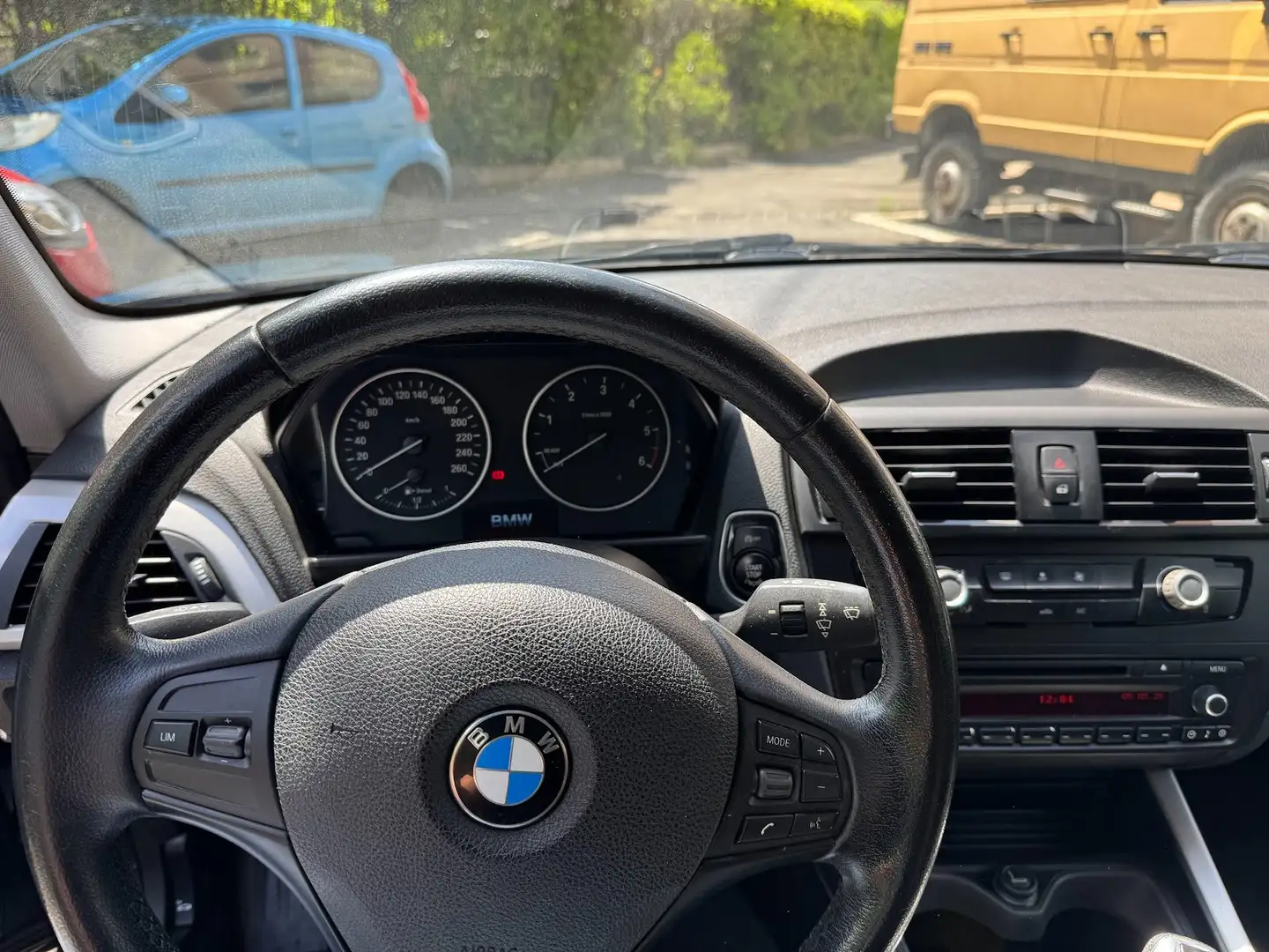 BMW 116 Serie 1 F/20-21 2011 116d 5p Urban - 2