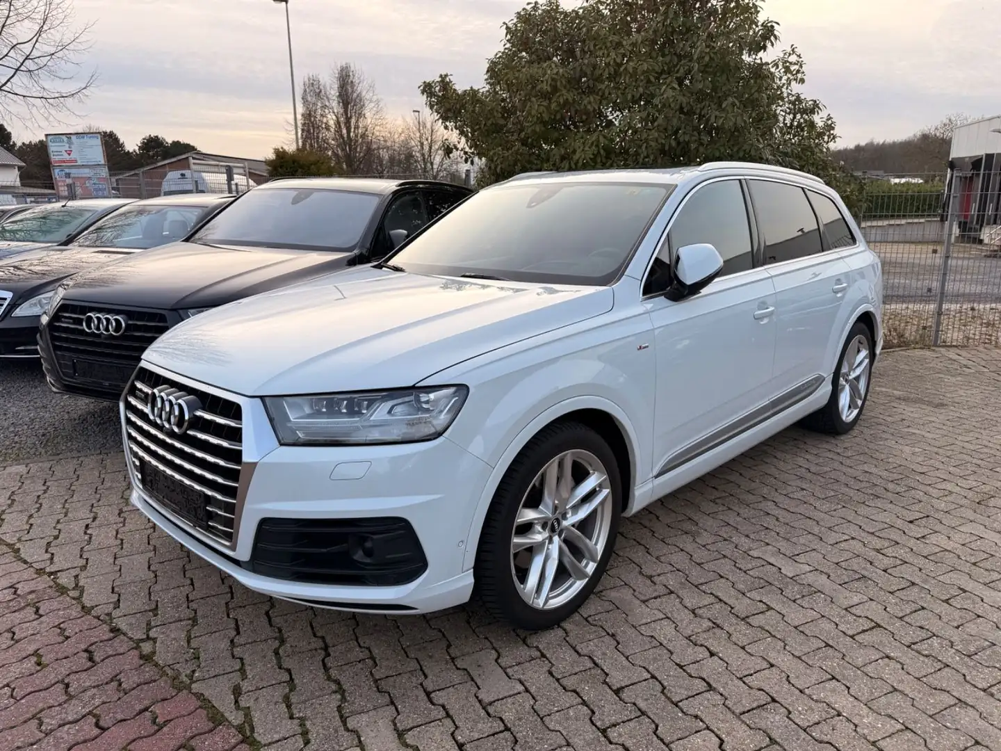 Audi Q7 3.0 TDI quattro*Audi exclusive*PANO*S LINE* Weiß - 2