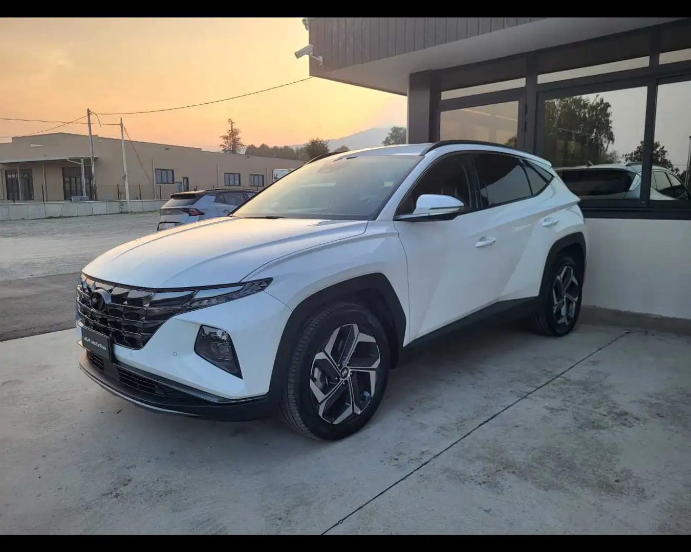 Hyundai TUCSON 1.6 HEV Exellence Blanc - 1