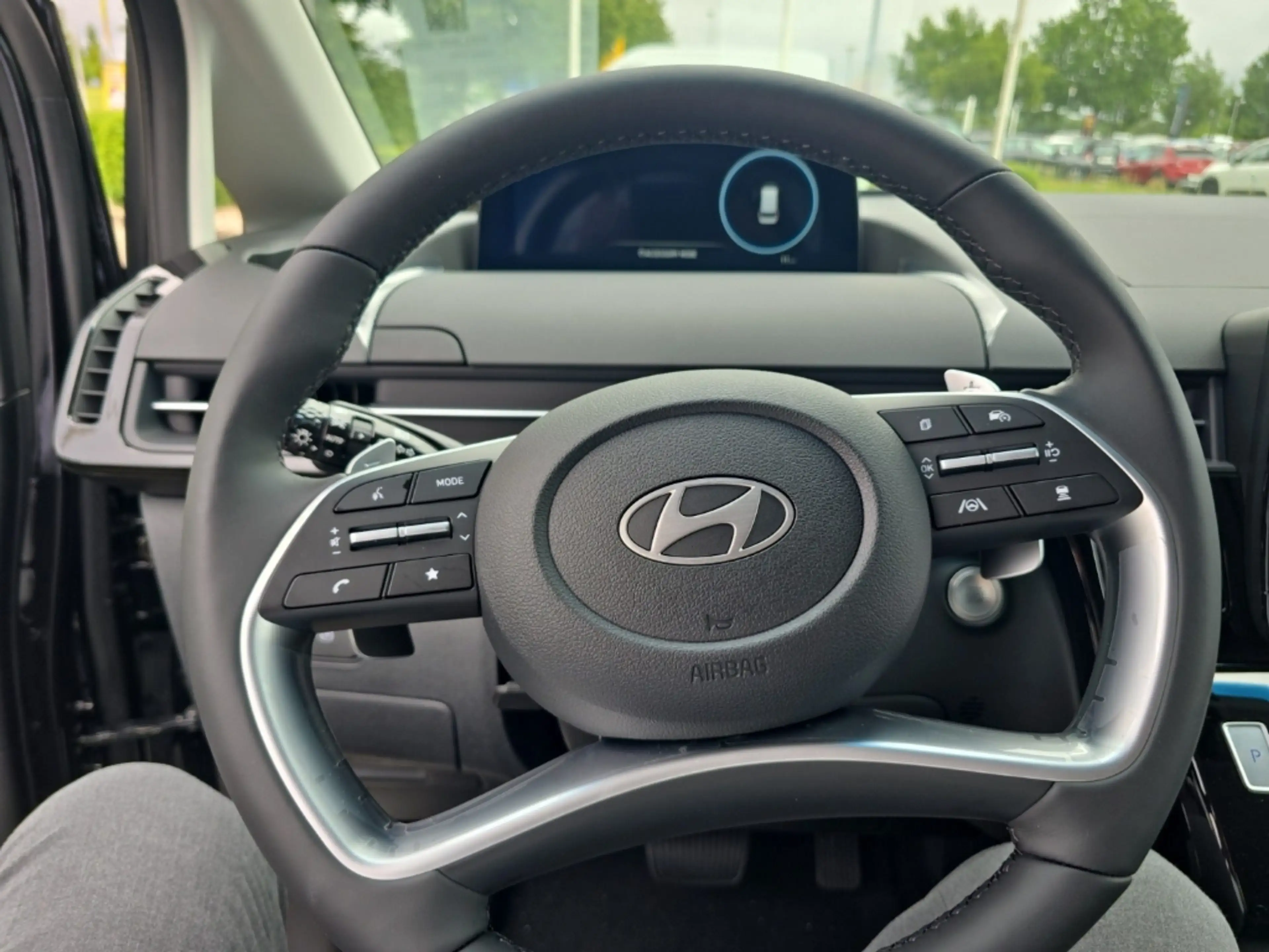 Hyundai STARIA Prime Hybrid 2WD EU6e 9-Sitzer (MY25) HEV 1.6 T-GD — photo 12