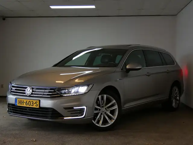 Volkswagen Passat Variant 1.4 TSI GTE Highline met alle opties!