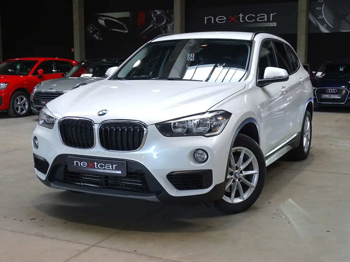 BMW X1 18i sDrive ***CUIR-NAVI-PARKING AV & AR-CRUISE*** Blanc - 1