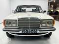 Mercedes-Benz 230 - ONLINE AUCTION Wit - thumbnail 2