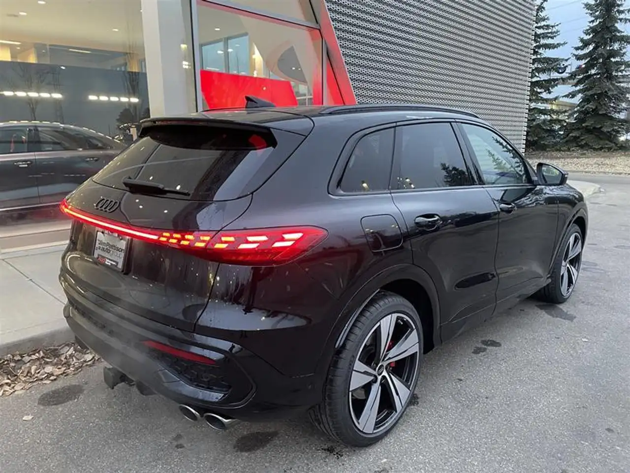 Audi SQ5 снимка Audi SQ5