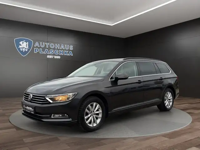 Volkswagen Passat Variant 1.5 TSI Comfortline NAVI+AHK+LED Klima Navi