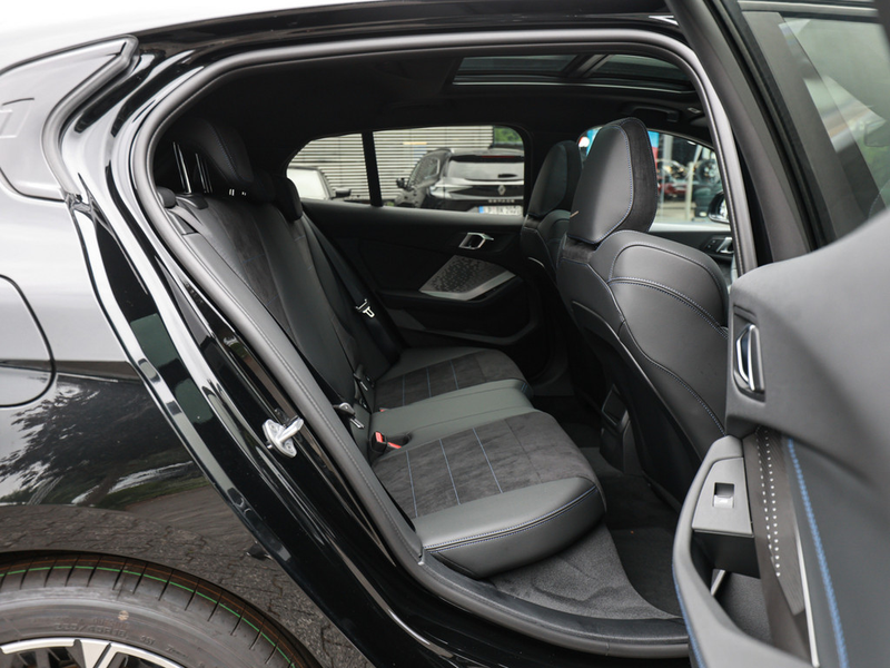 BMW 120 M-Sport PANO LED ACC NAVI KAMERA SHZ PDC — photo 9