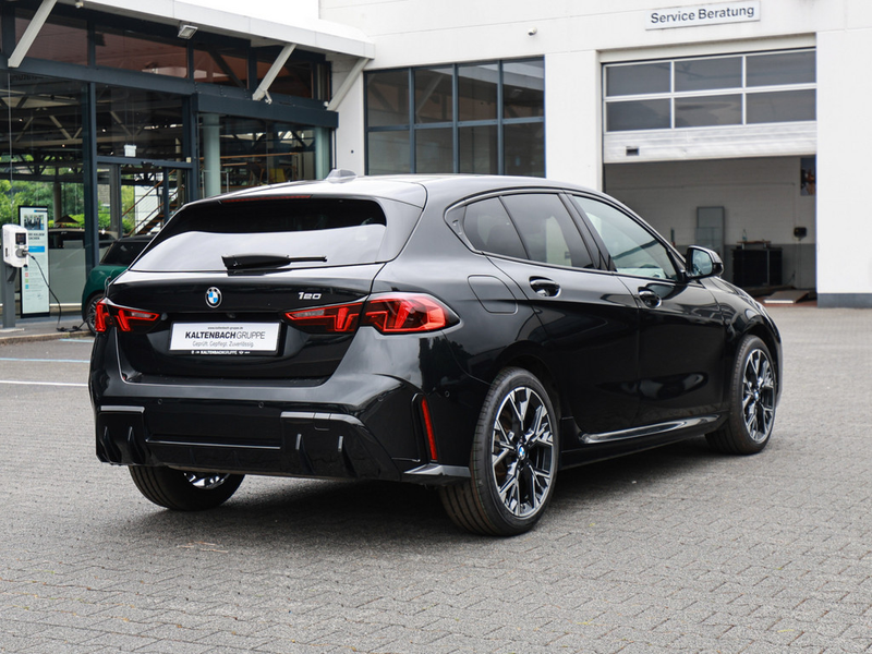 BMW 120 M-Sport PANO LED ACC NAVI KAMERA SHZ PDC — photo 5