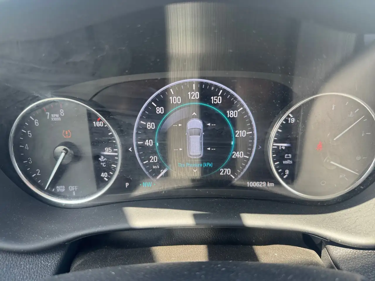 Buick Envision снимка Buick Envision