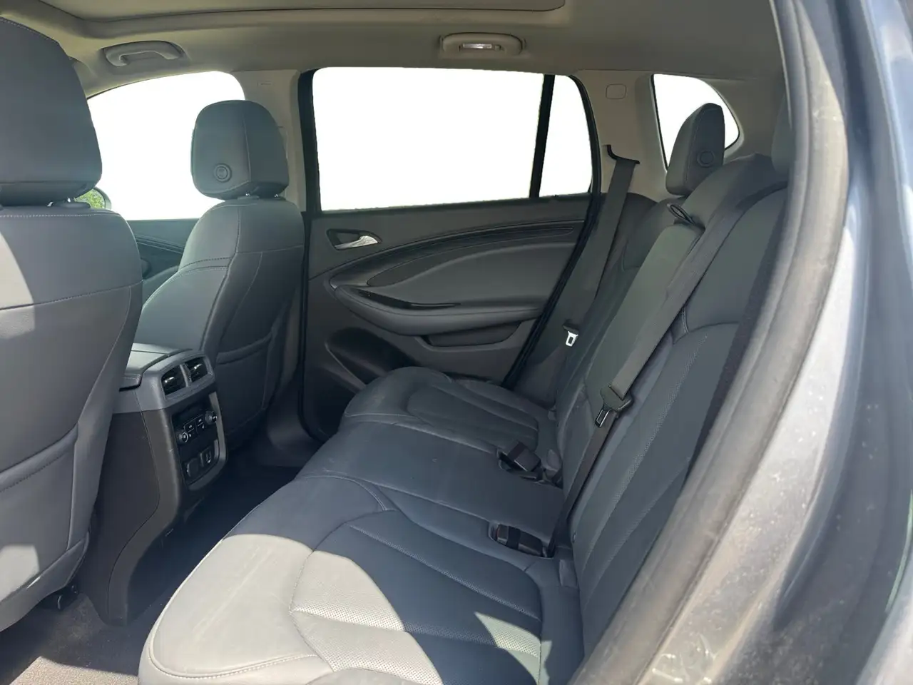 Buick Envision снимка Buick Envision