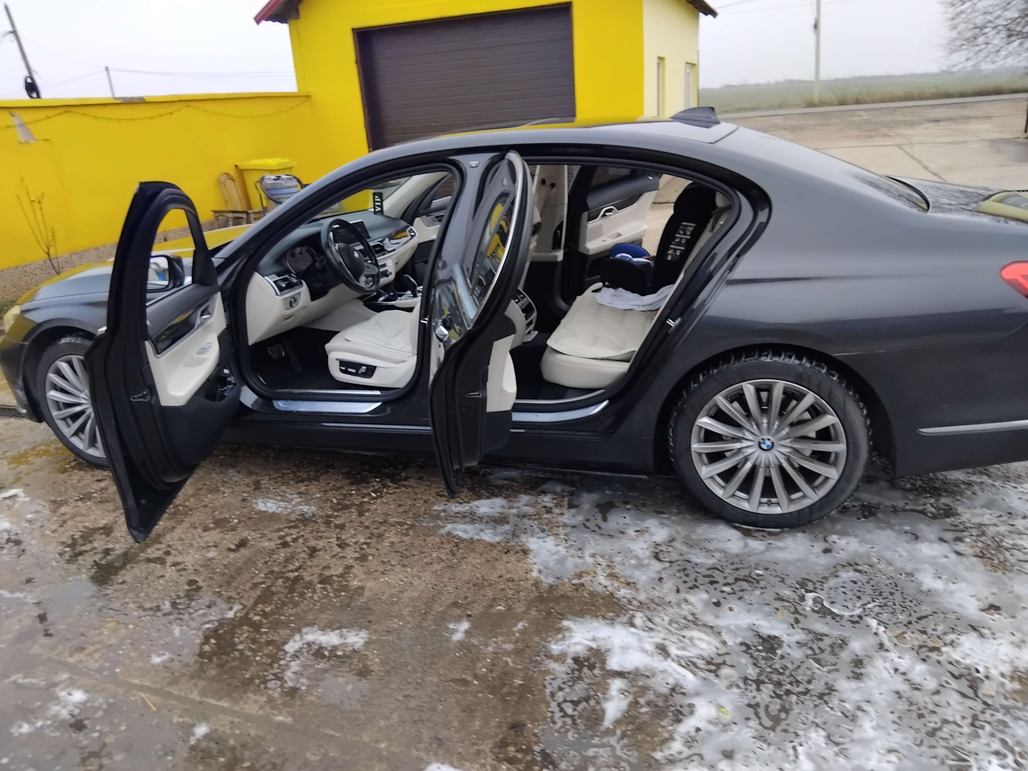 Second hand Bmw 7 Series 