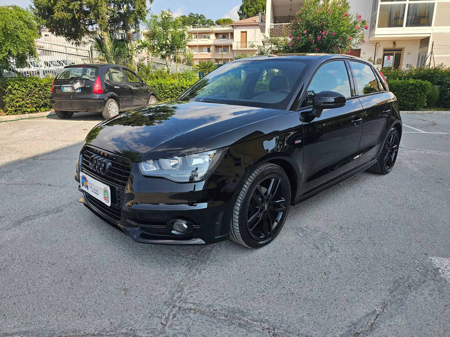 Audi A1 1.6 tdi S-line 90cv Nero - 1