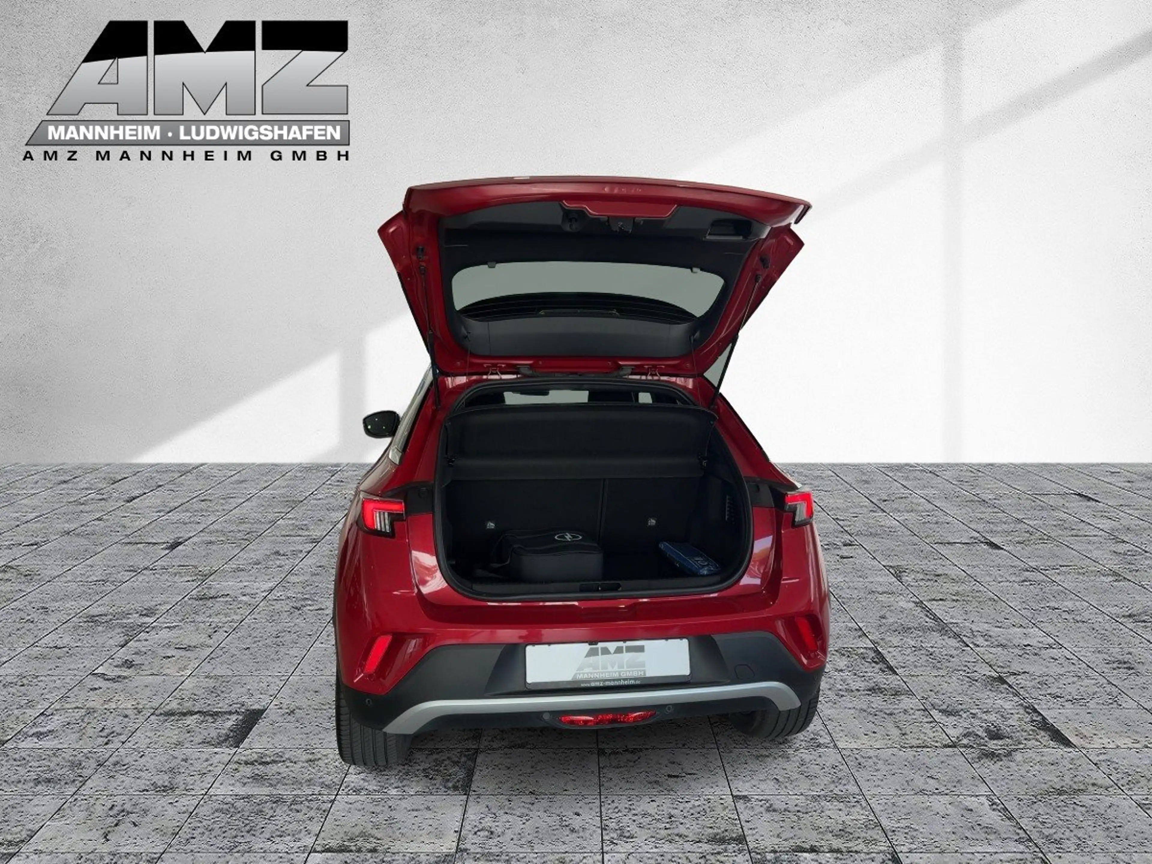 Opel Mokka-E Ultimate Alcantara+LED+Navi+SHZ+Kam.+LM — photo 8