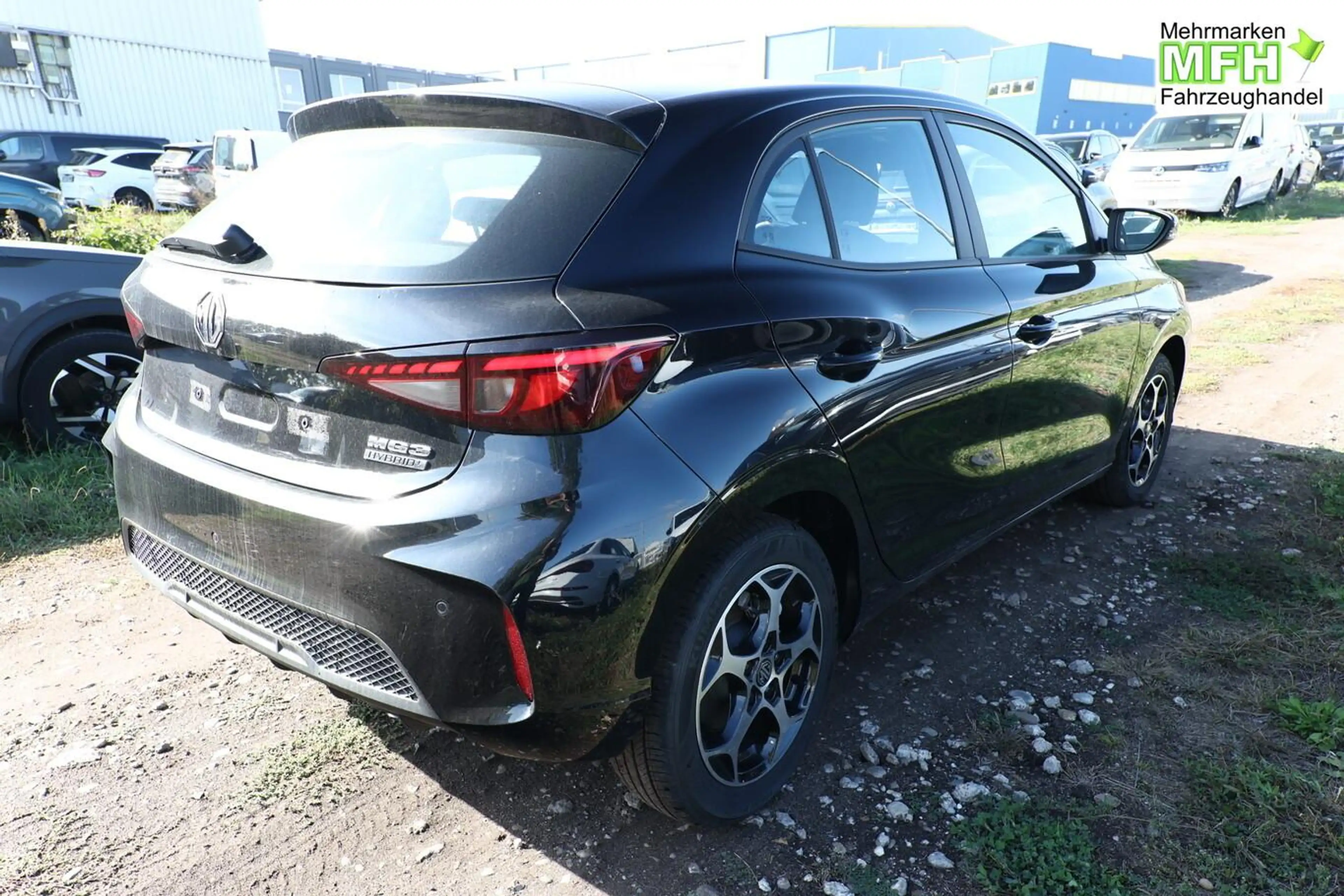 MG MG3 Comfort HEV+ ACC Kam Nav PDC AppCo Klima 16Z 75... — photo 2