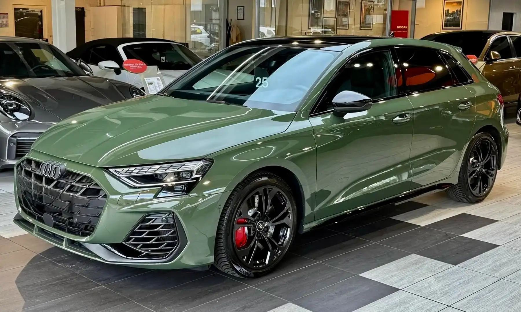 Audi S3 SB*AKRAPOVIC*SONOS*MATRIX*PANO / UFF AUDI 🇩🇪 Verde - 1