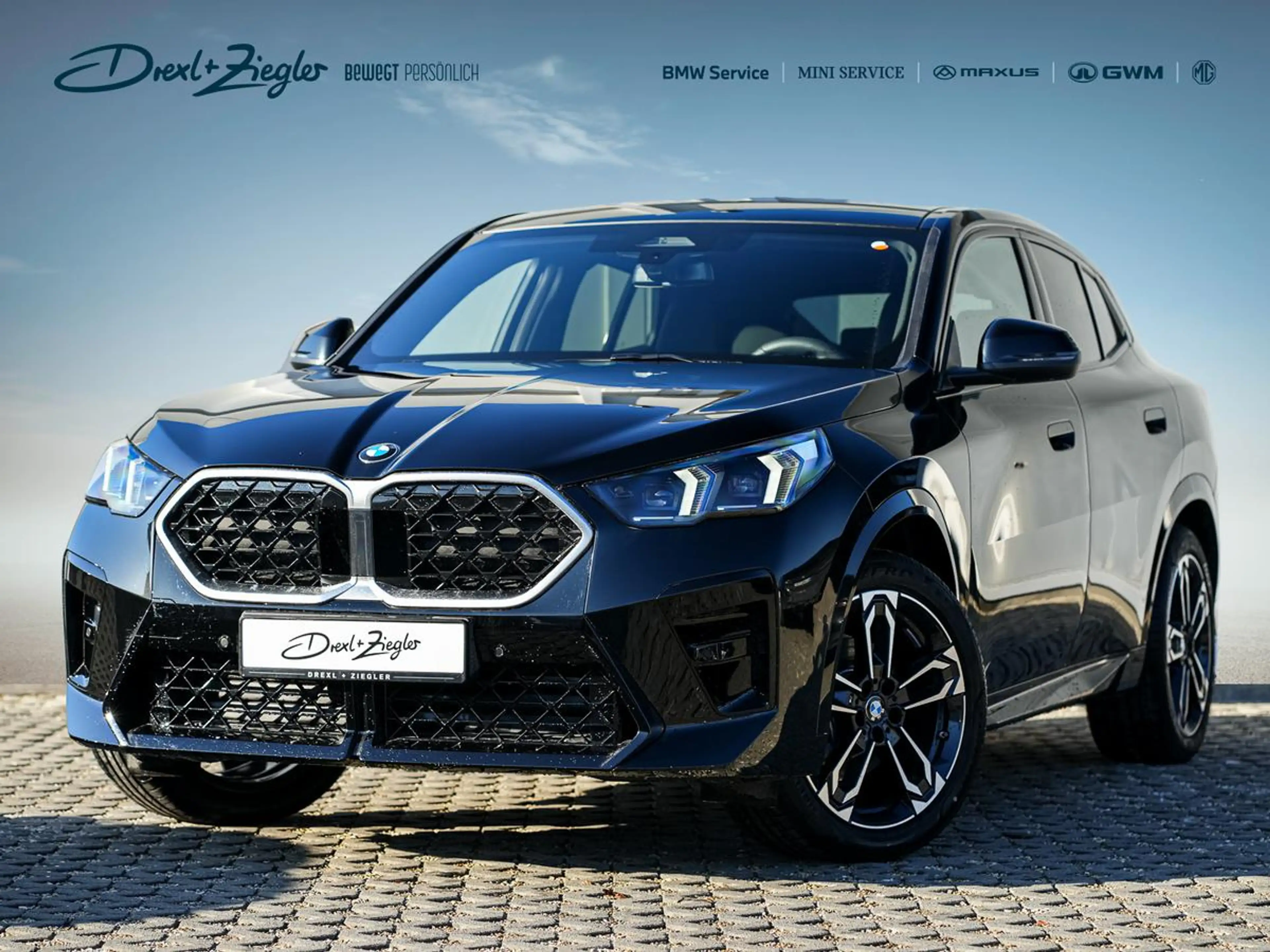 BMW X2 sDrive18d M-Sport AHK PANO KoZg SpPaket AGlas