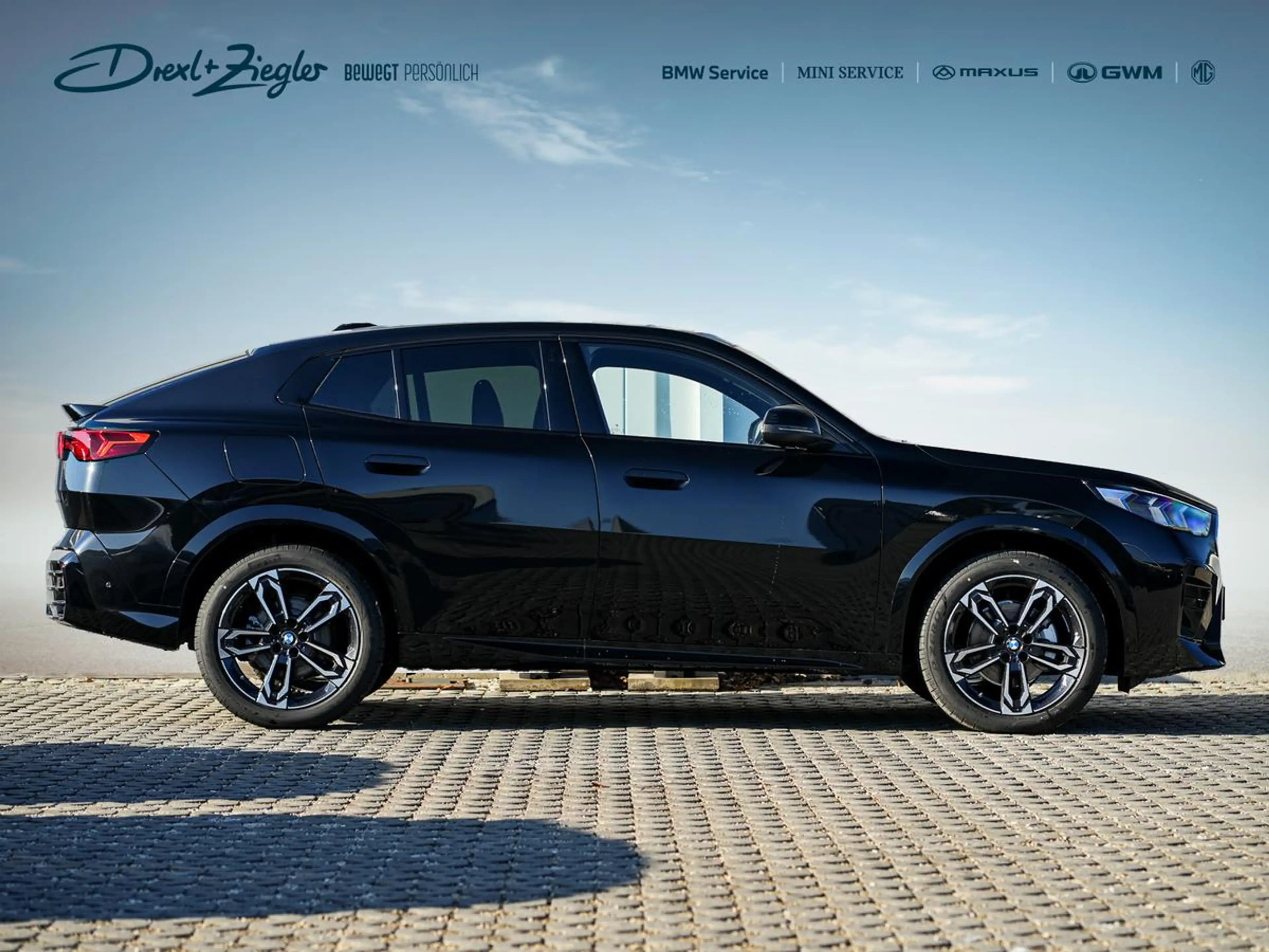 BMW X2 sDrive18d M-Sport AHK PANO KoZg SpPaket AGlas — photo 2