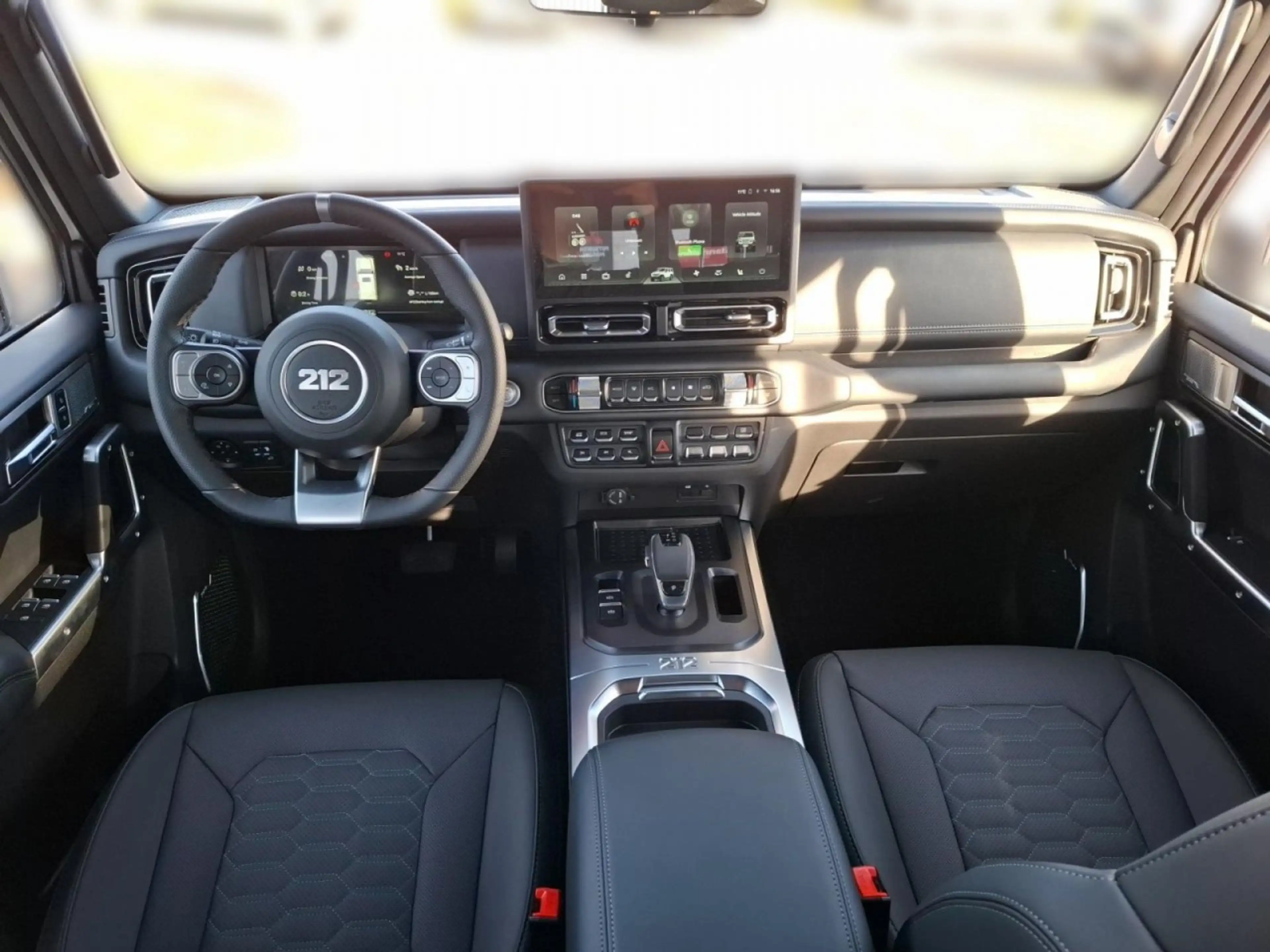 BAW 212 2.0 Diesel 4x4 Automatik Seilwinde Suchlicht — photo 6