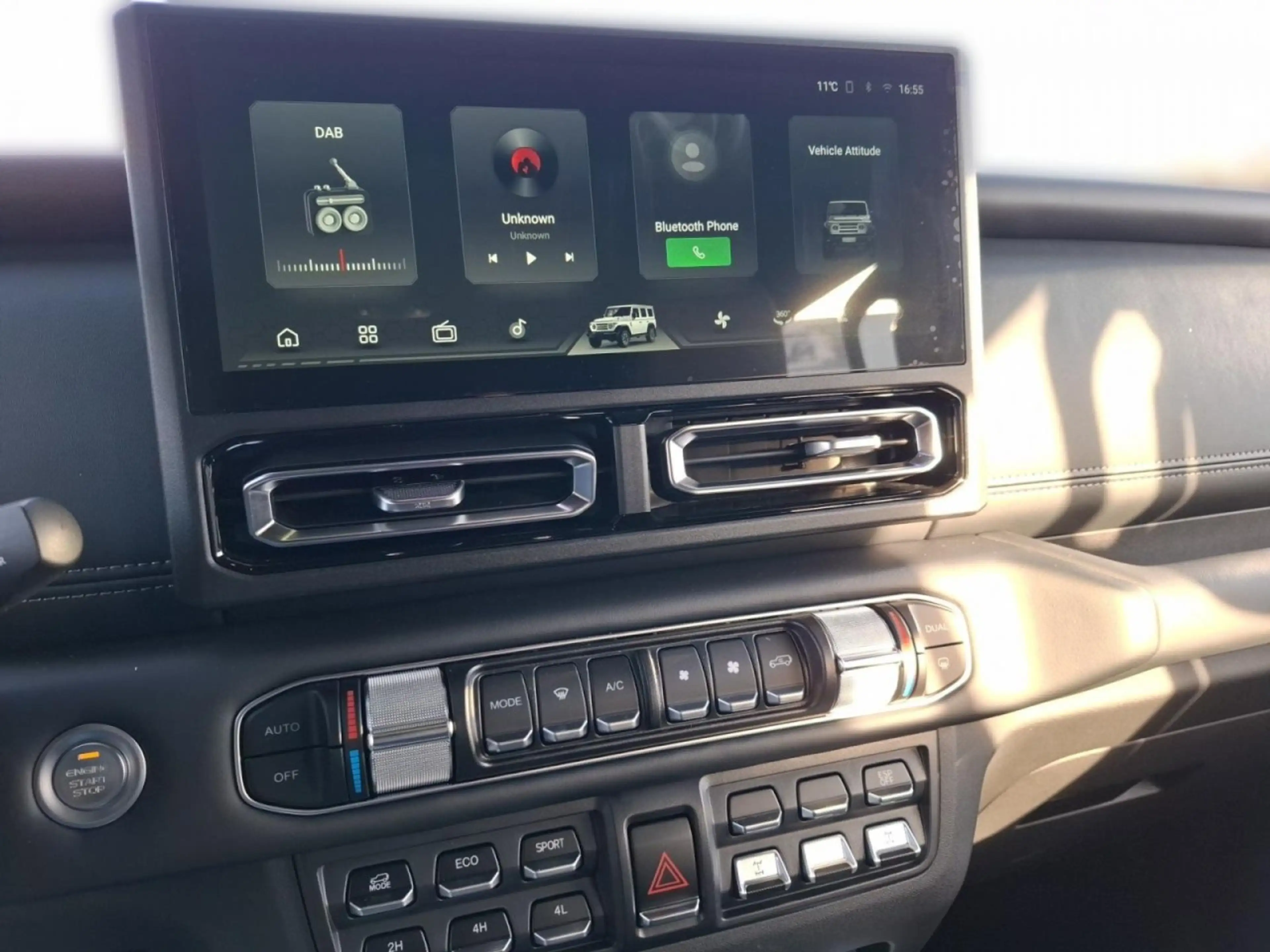 BAW 212 2.0 Diesel 4x4 Automatik Seilwinde Suchlicht — photo 11