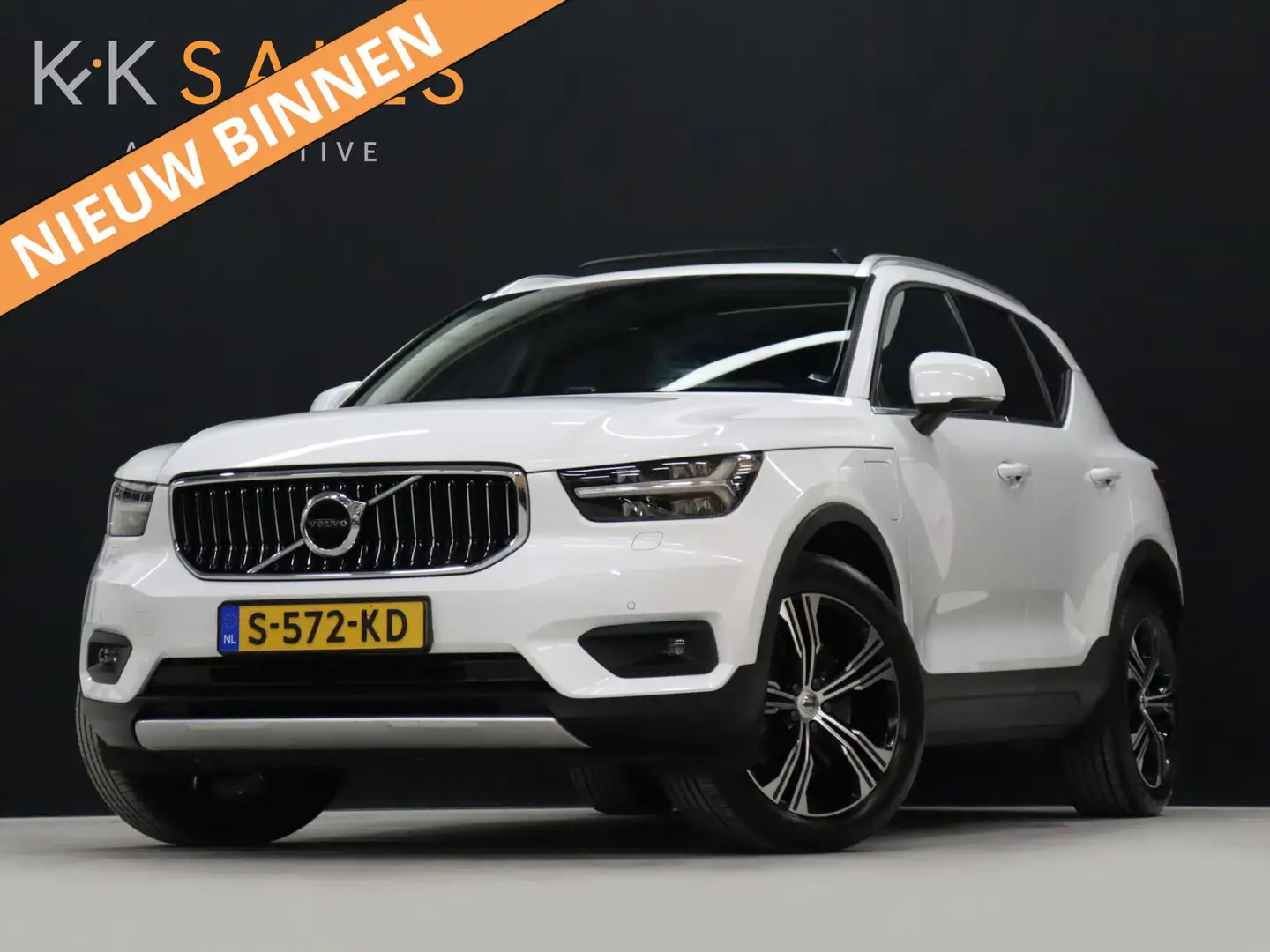 Volvo XC40 1.5 T5 Recharge Inscription [SCHUIFKANTELDAK, APPL Bianco - 1