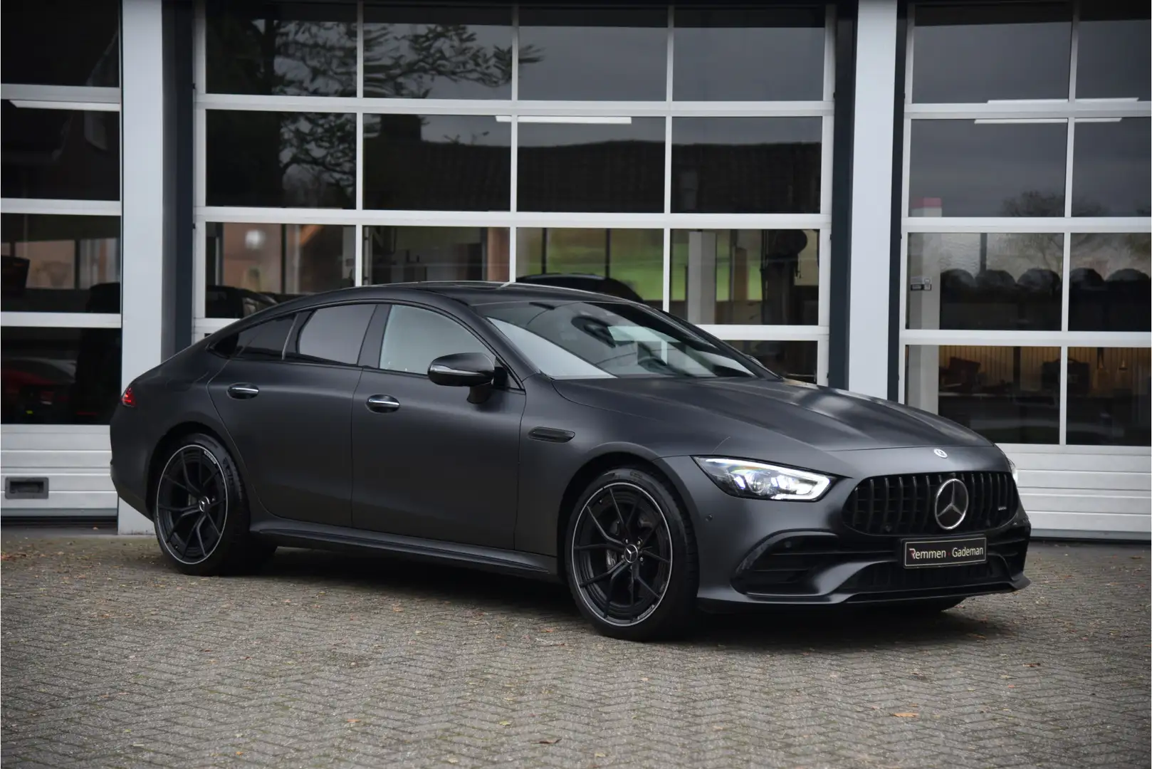 Mercedes-Benz AMG GT 4-Door Coupe AMG 53 4MATIC+ Premium Plus Grijs - 1