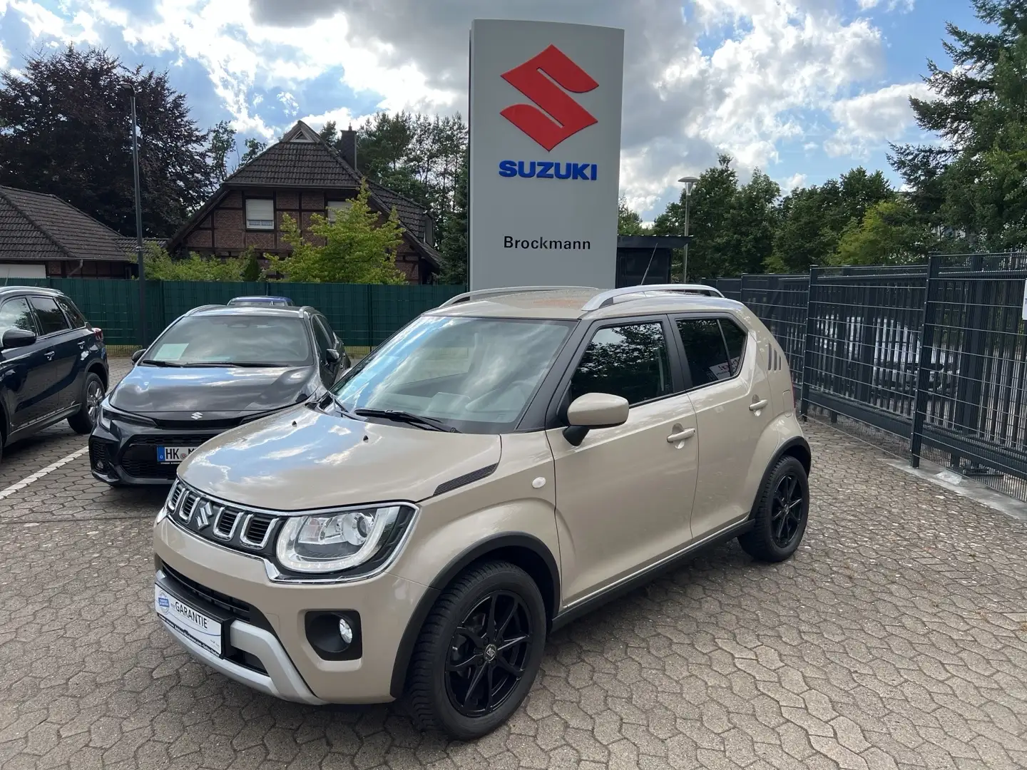 Suzuki Ignis 1.2 DUALJET CVT Comfort Automatik Beige - 1