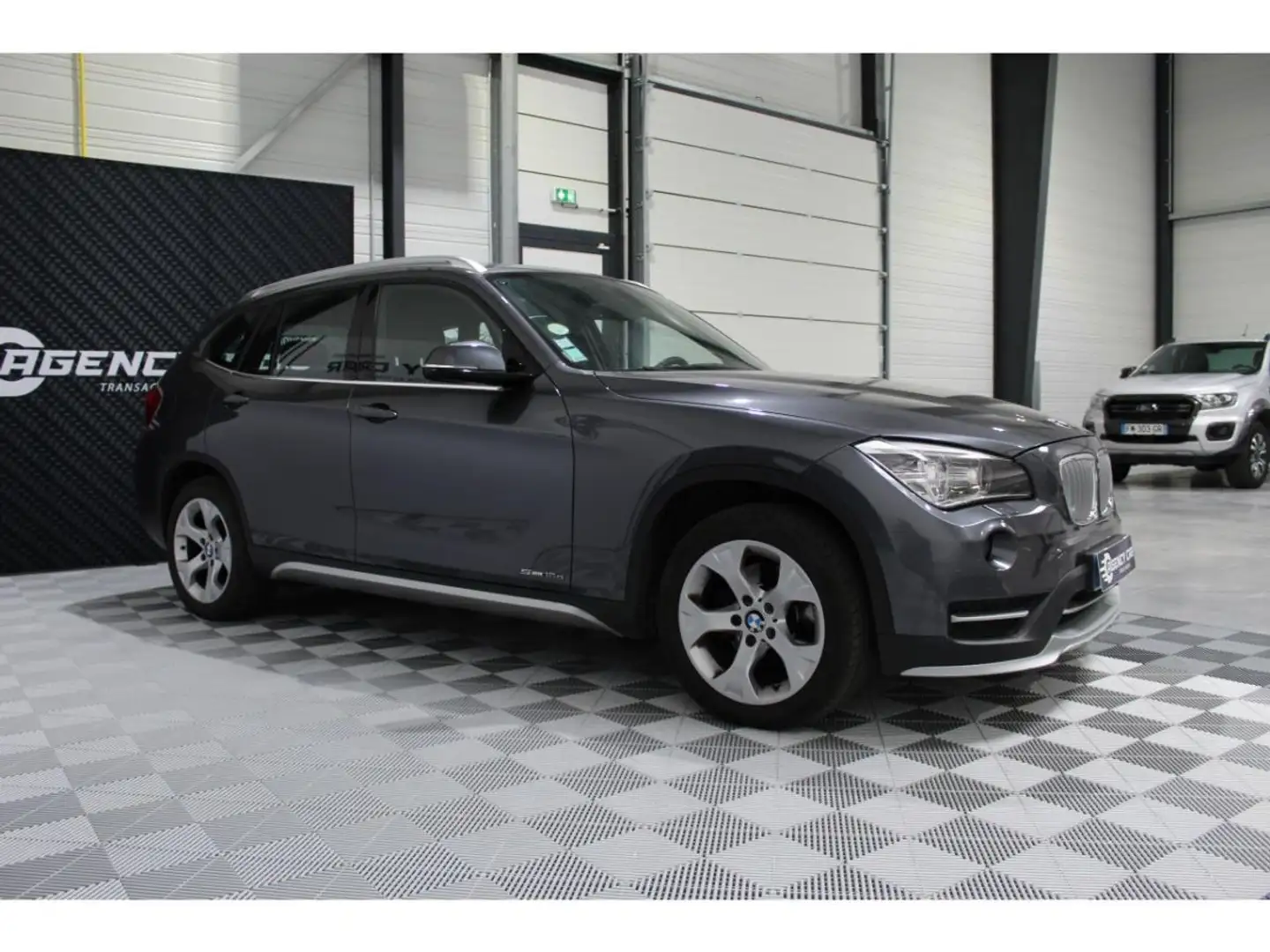 BMW X1 sDrive 16d - BVA E84 LCI xLine - TOIT OUVRANT Gris - 2