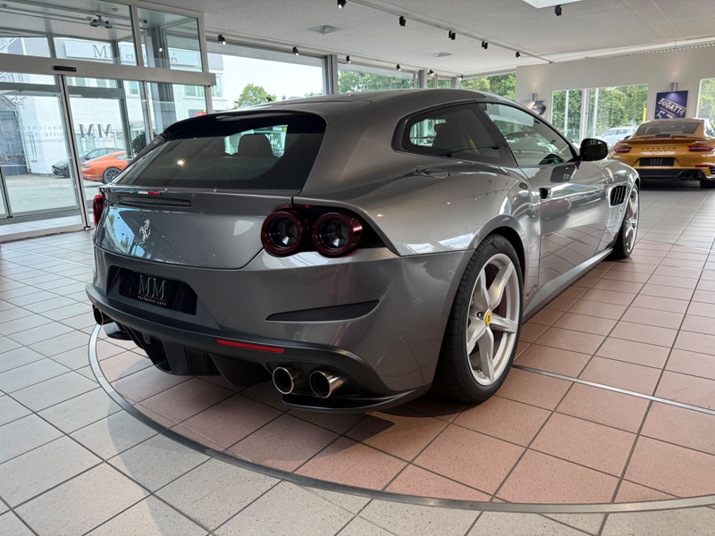 Ferrari GTC4 Lusso 6.3 V12 DCT PASSENGER/APPLE/KAMERA — photo 7