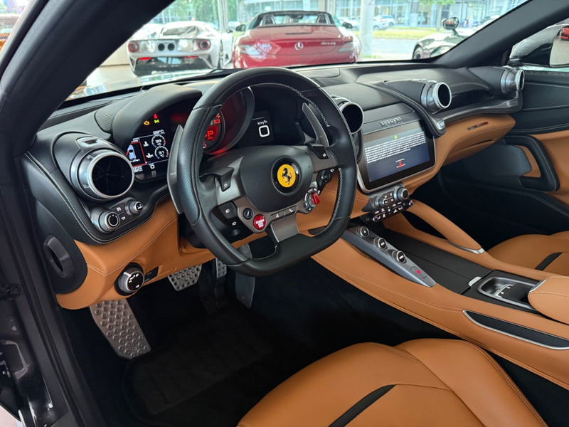 Ferrari GTC4 Lusso 6.3 V12 DCT PASSENGER/APPLE/KAMERA — photo 13