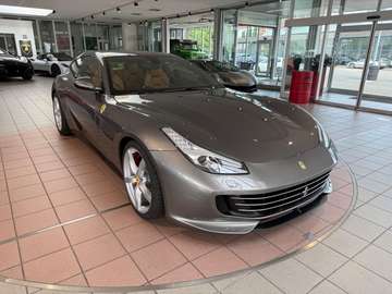 6.3 V12 DCT  PASSENGER/APPLE/KAMERA