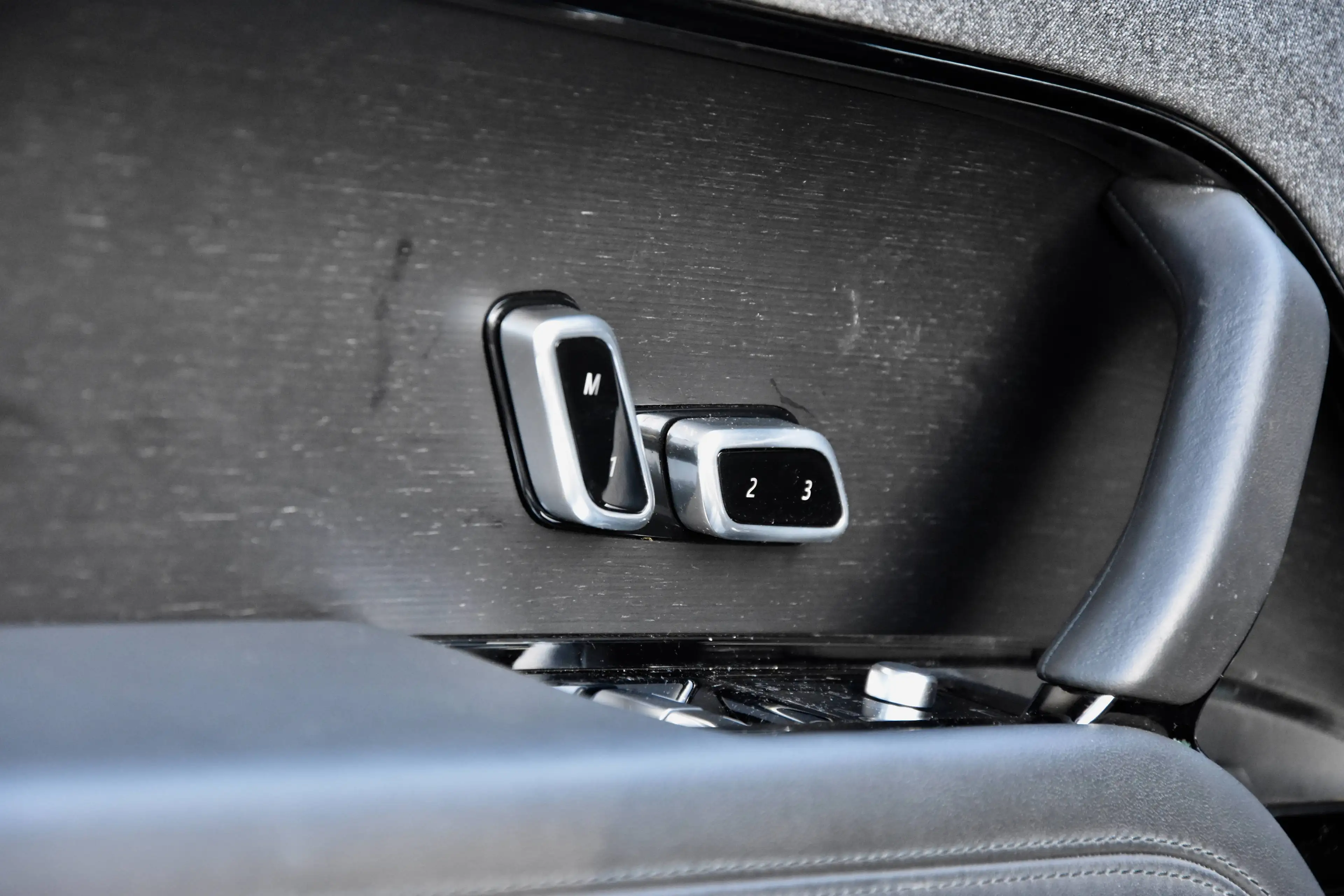 Land Rover Range Rover Sport P550 'Autobiography' ** PANO ** HUD** FULL HISTORY ** 1 OWNER — photo 32