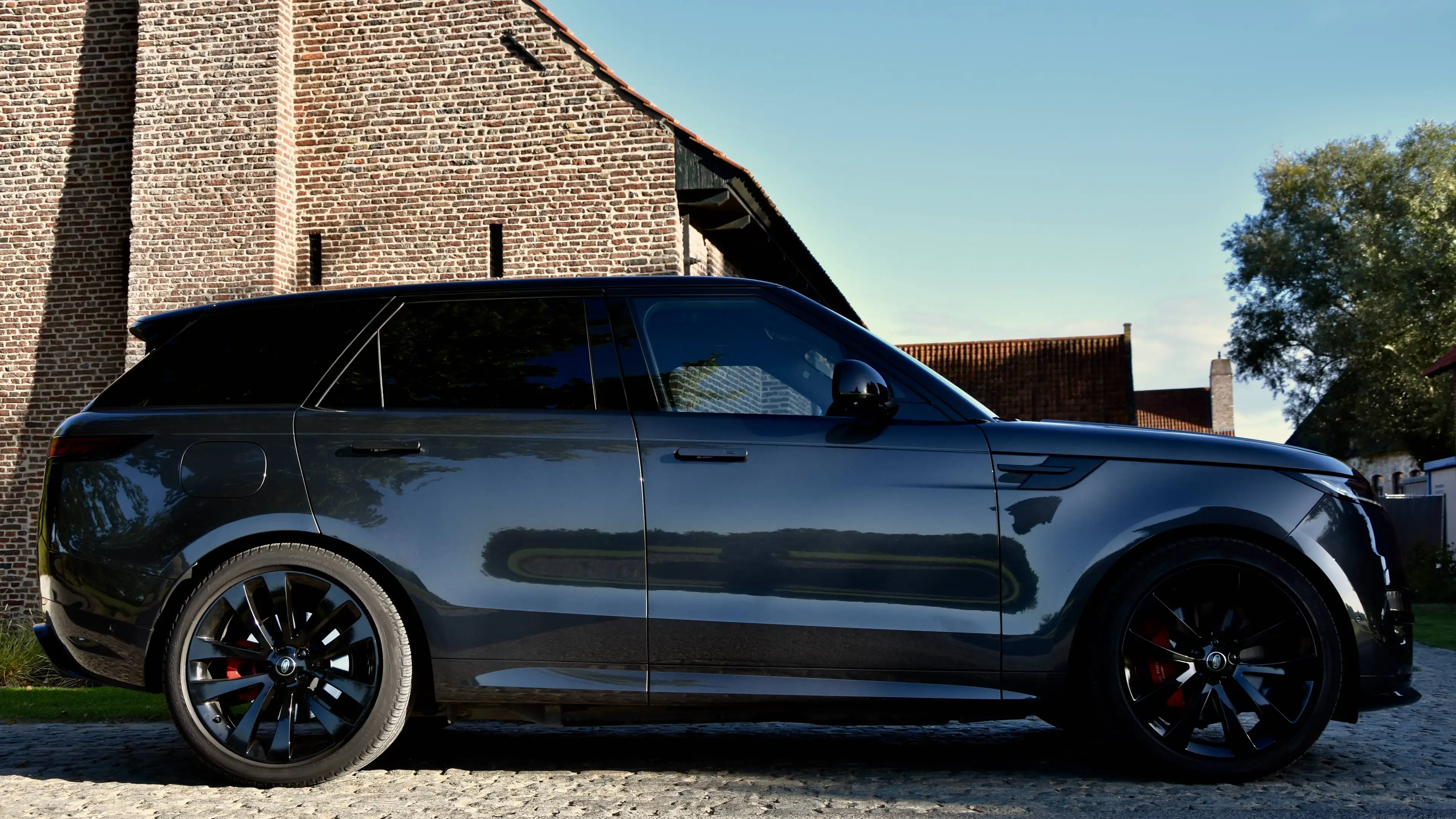 Land Rover Range Rover Sport P550 'Autobiography' ** PANO ** HUD** FULL HISTORY ** 1 OWNER — photo 12