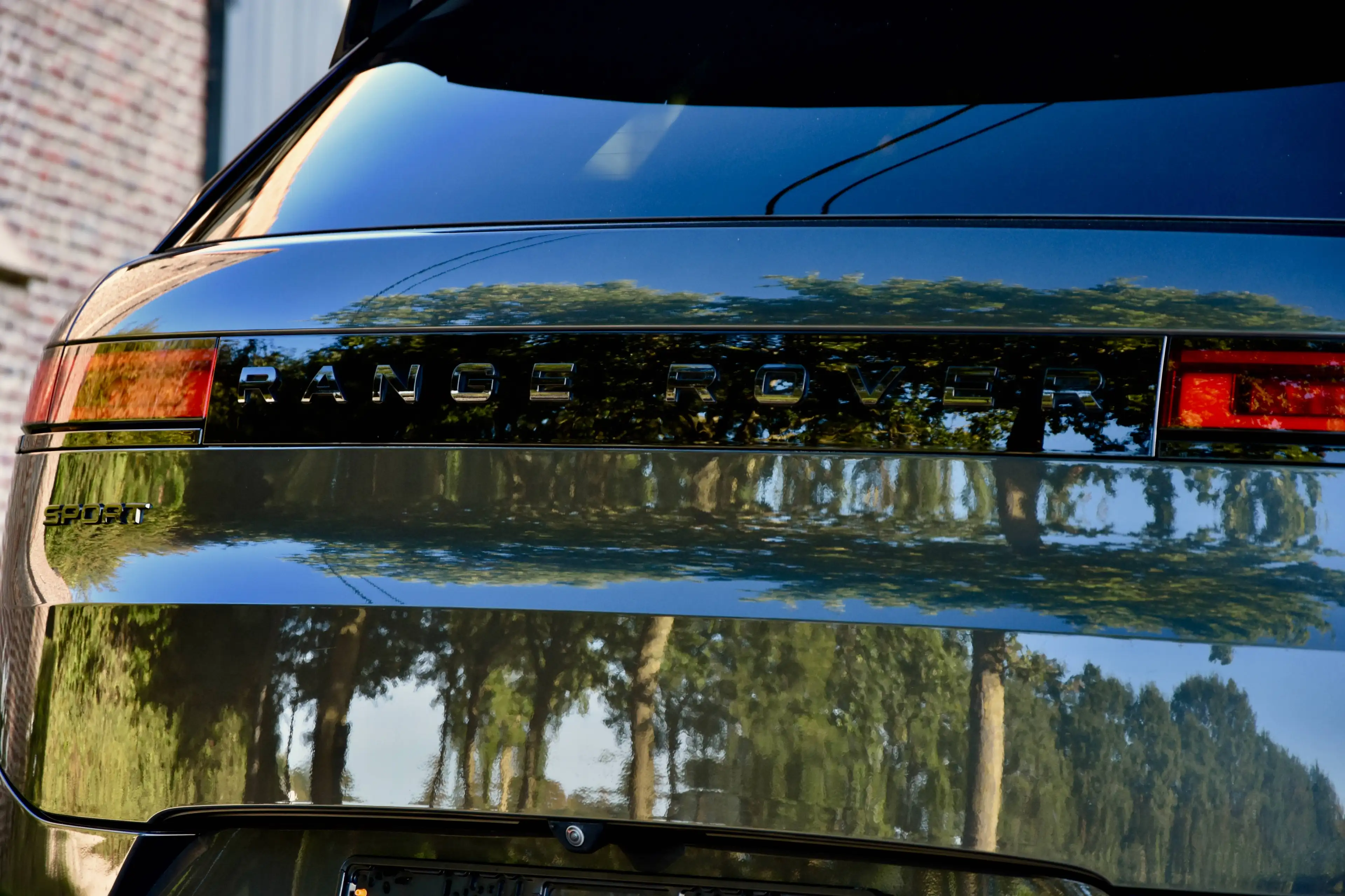 Land Rover Range Rover Sport P550 'Autobiography' ** PANO ** HUD** FULL HISTORY ** 1 OWNER — photo 4