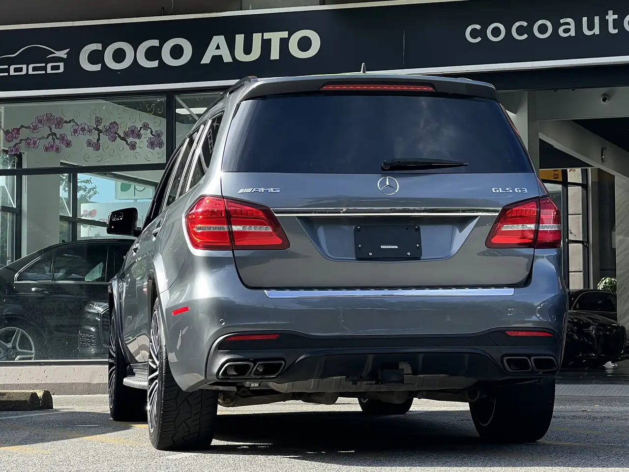 Mercedes-Benz GLS снимка Mercedes-Benz GLS