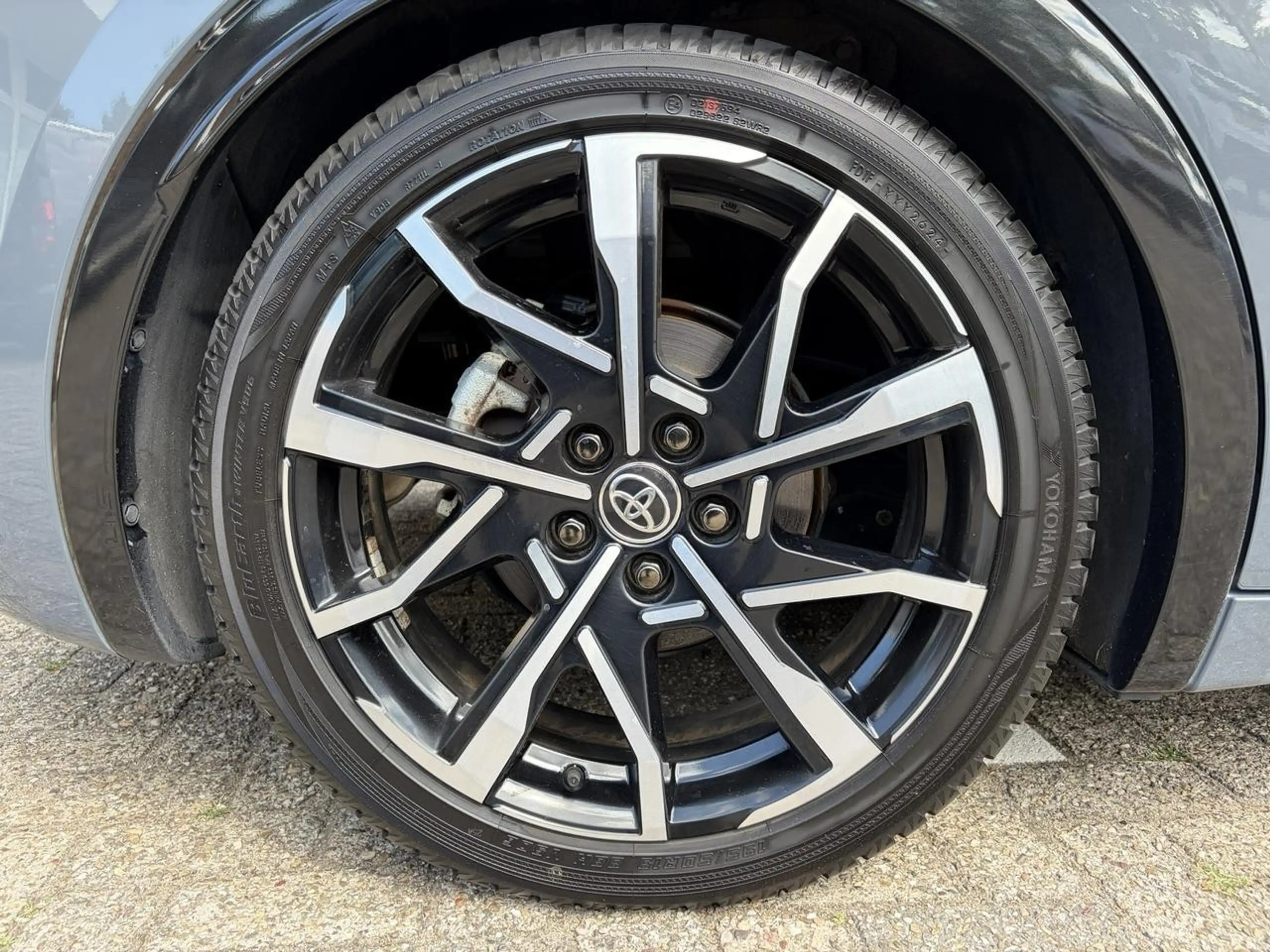 Toyota Prius 2.0 Plug-in Elegant A/T + FABRIEKSGARANTIE — photo 2