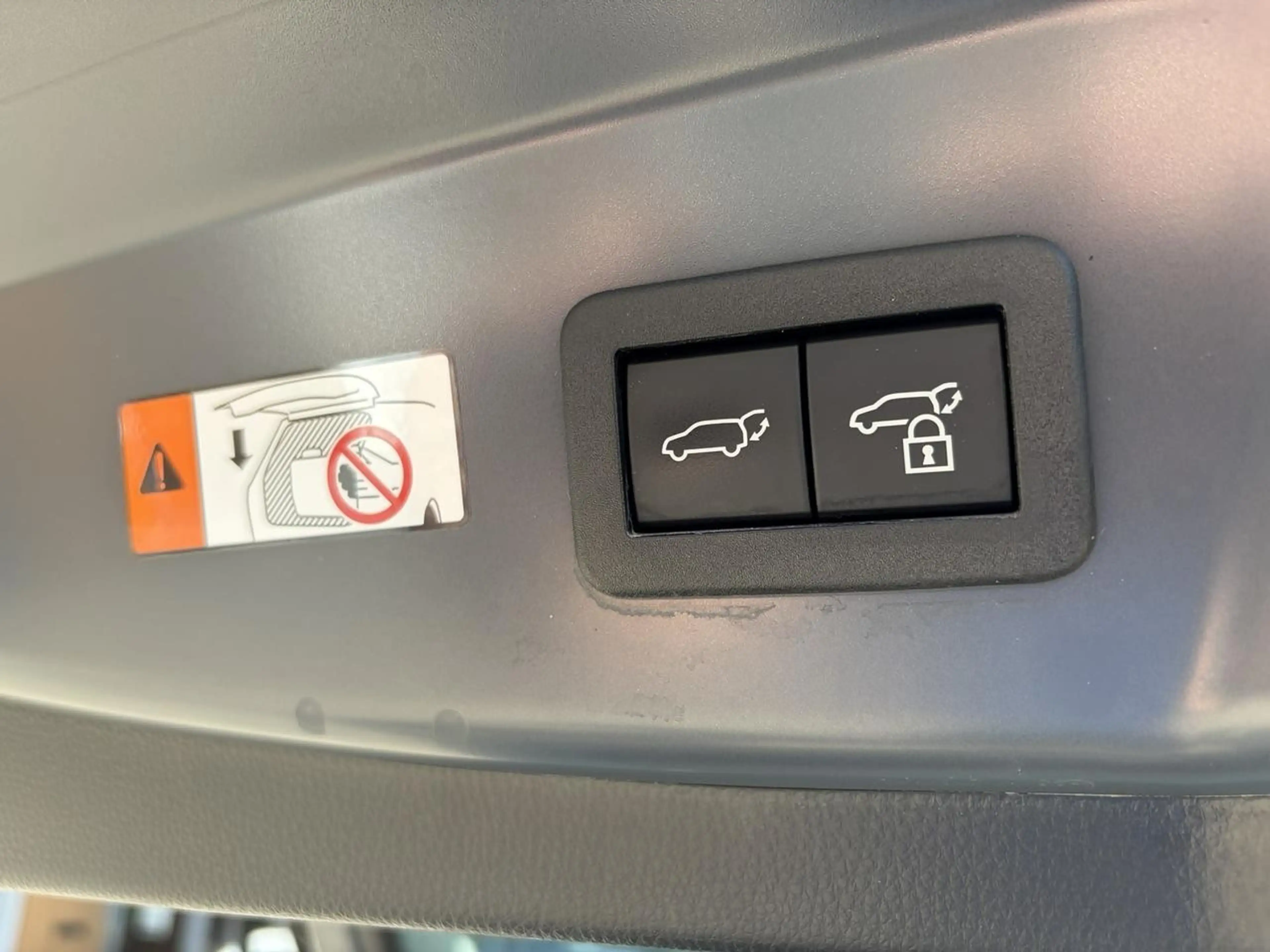 Toyota Prius 2.0 Plug-in Elegant A/T + FABRIEKSGARANTIE — photo 11